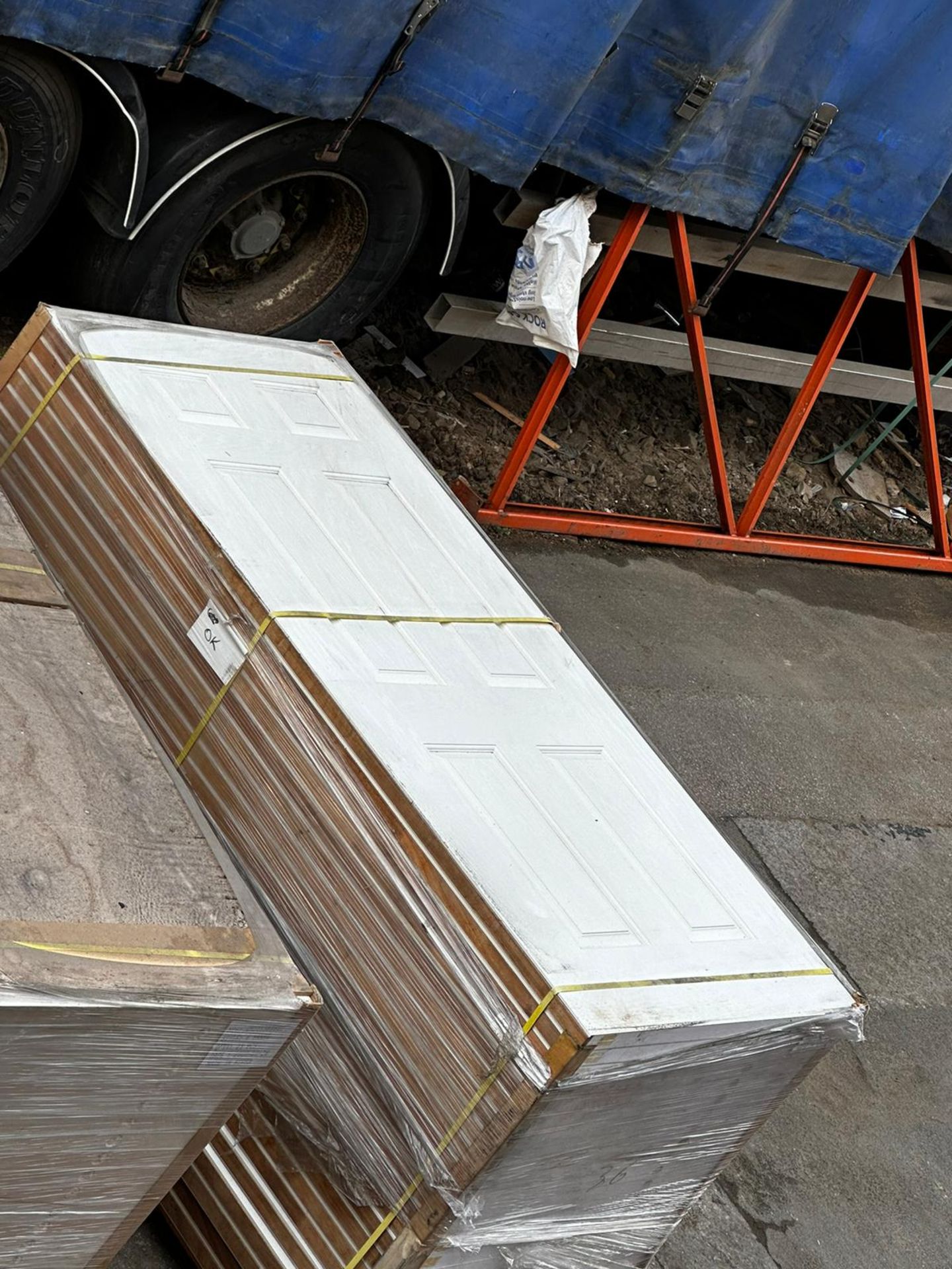 NO RESERVE - 1 x pallet of Composite Door Blanks (23 x doors per pallet) 915 x 2000 - Bild 6 aus 7