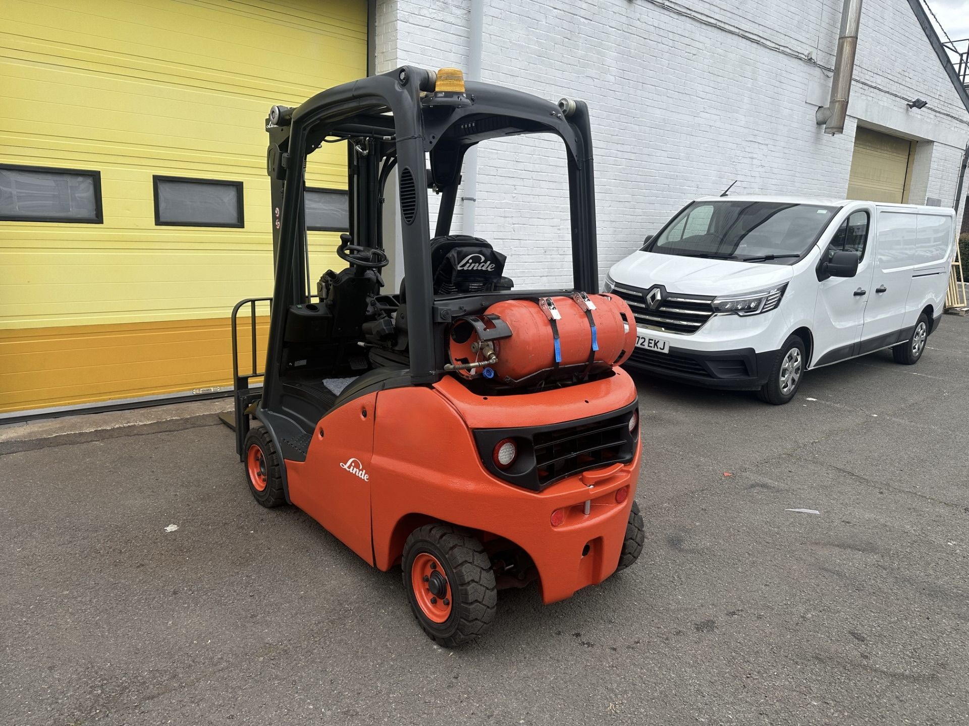 2012, LINDE H16T Forklift - Bild 5 aus 7