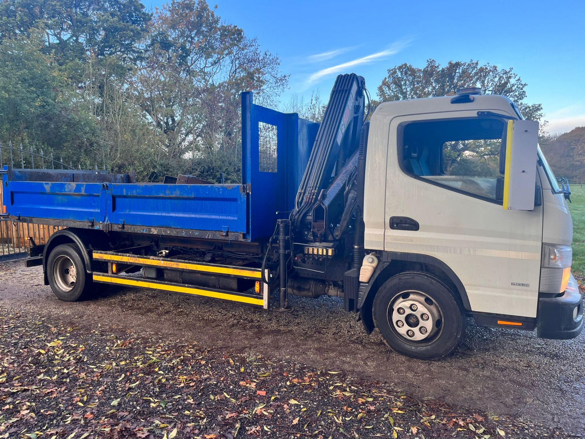 2015 - 65 REG MITSUBISHI FUSO Canter Tipper / Grab Lorry. - Image 2 of 17