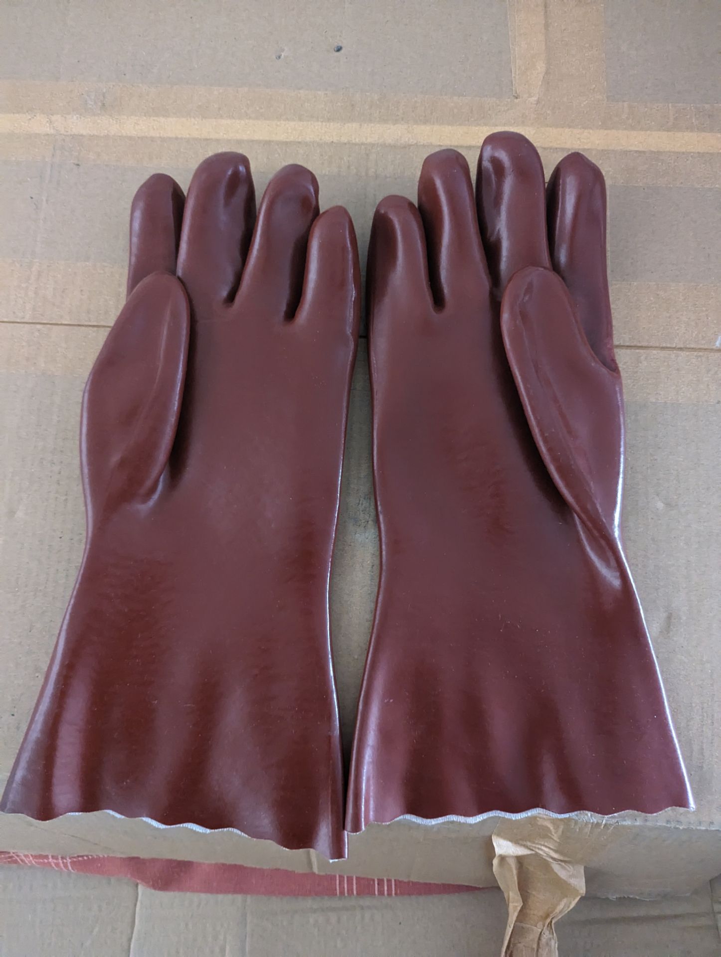 Chemical resistant gloves