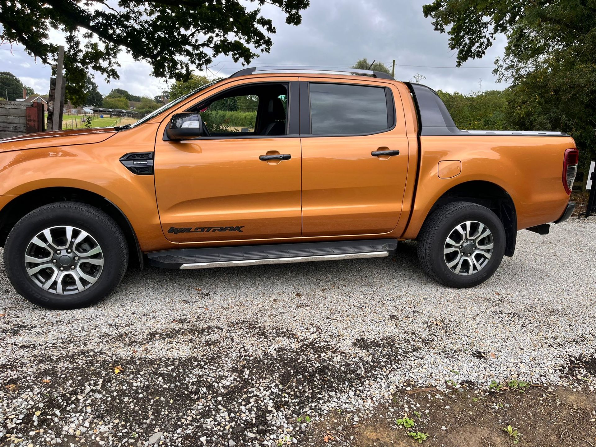 2021 (71 Reg) FORD RANGER 2.0 Bi-Turbo, Wildtrak Edition - only 8k miles from new. - Bild 2 aus 16