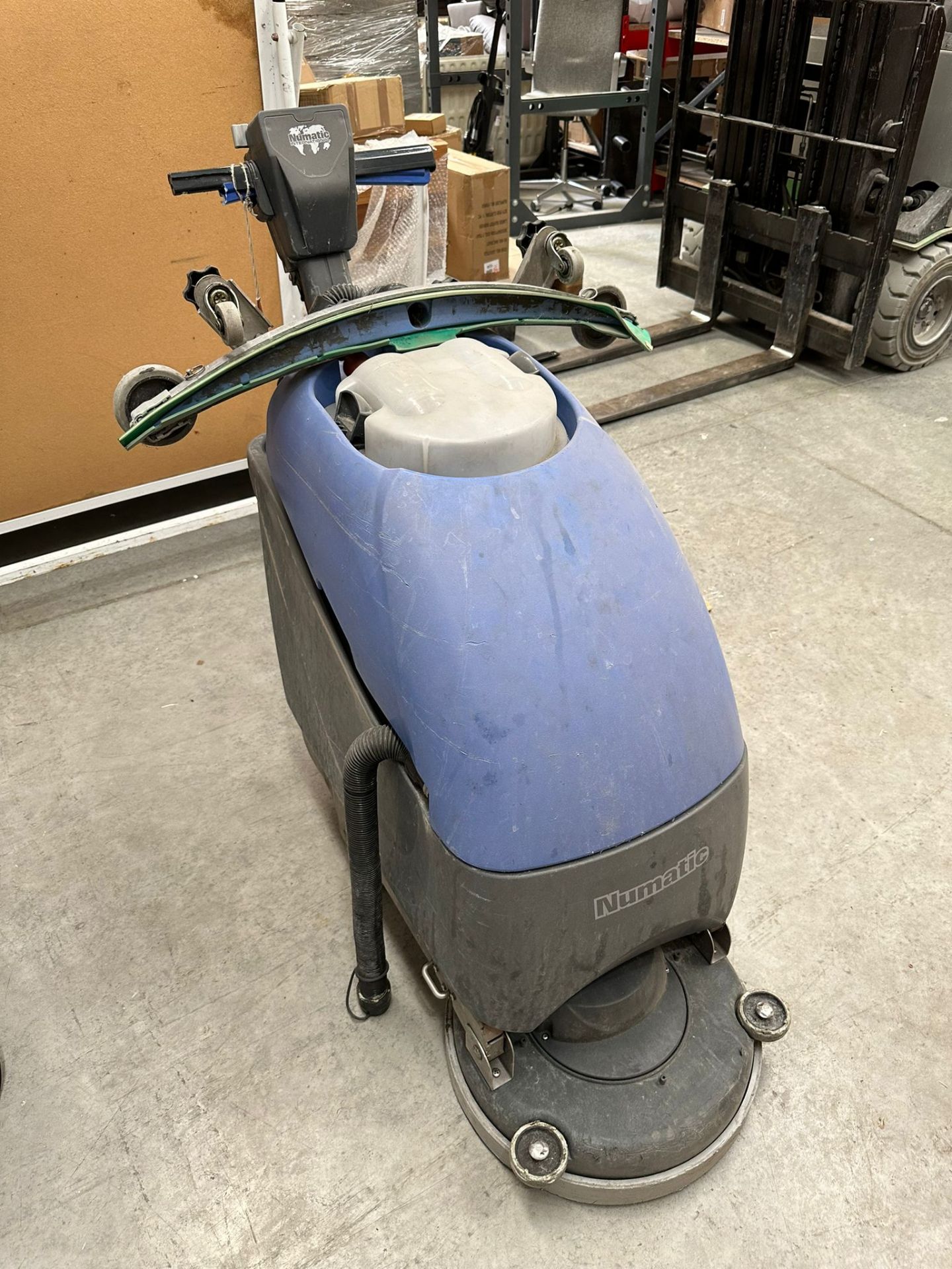 NUMATIC Floor Polisher - No Reserve - Bild 4 aus 7