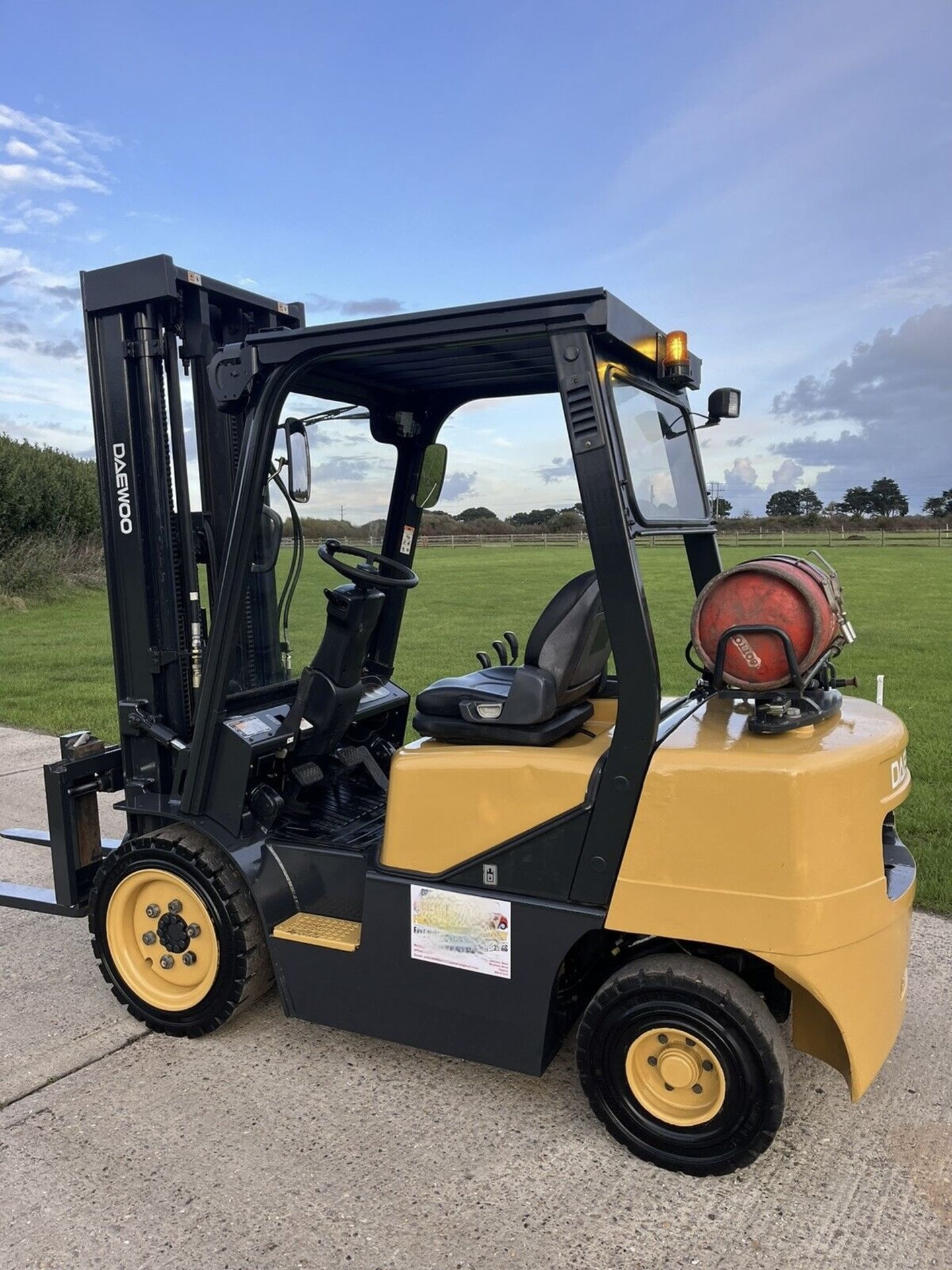 DAEWOO / DOOSAN 3 Tonne Gas Forklift - Image 4 of 7