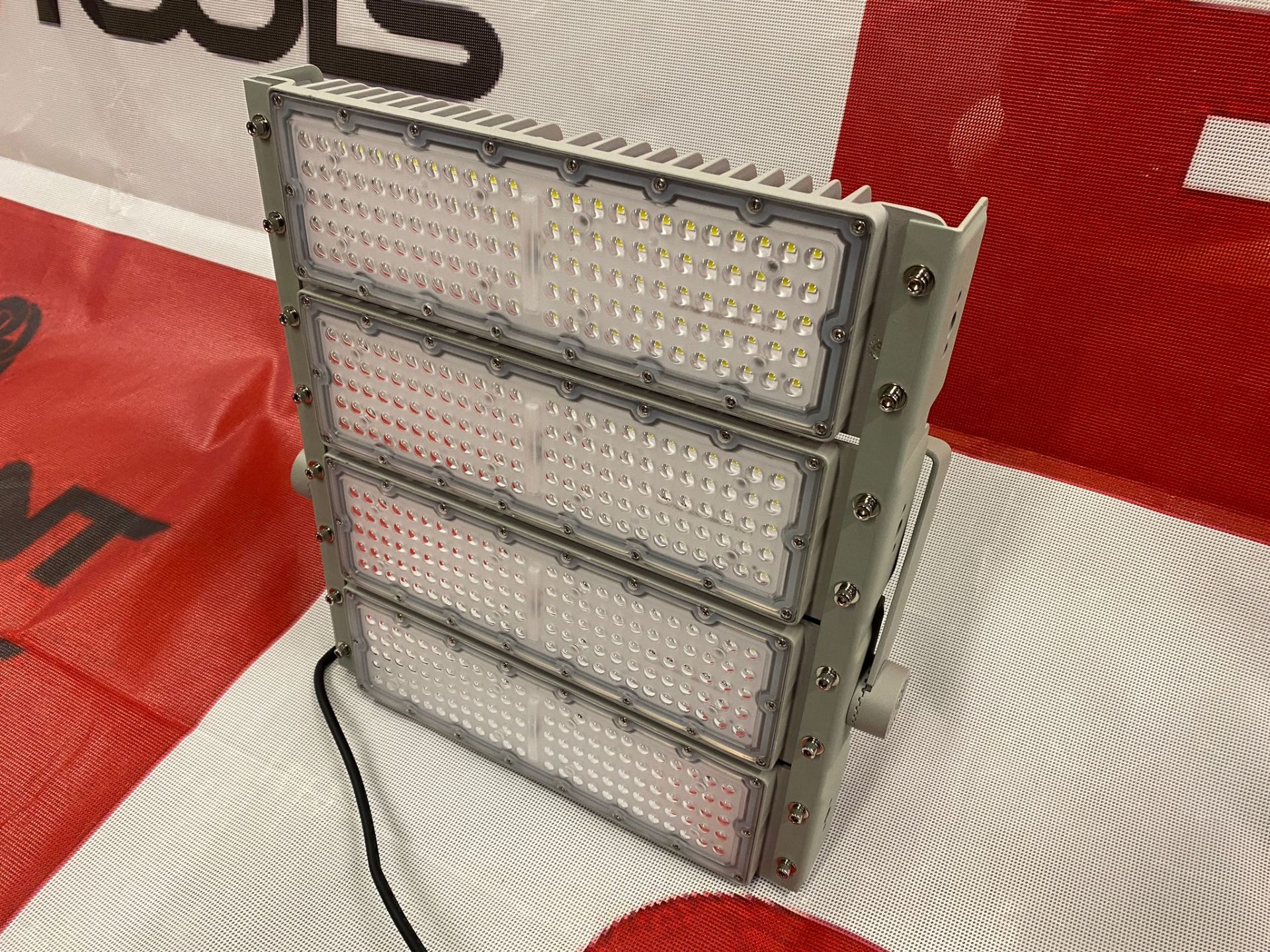 3 x LED400 Watt Flood Light Panel - For Car Parks, Security, Playing fields, Football pitches etc - Bild 2 aus 8