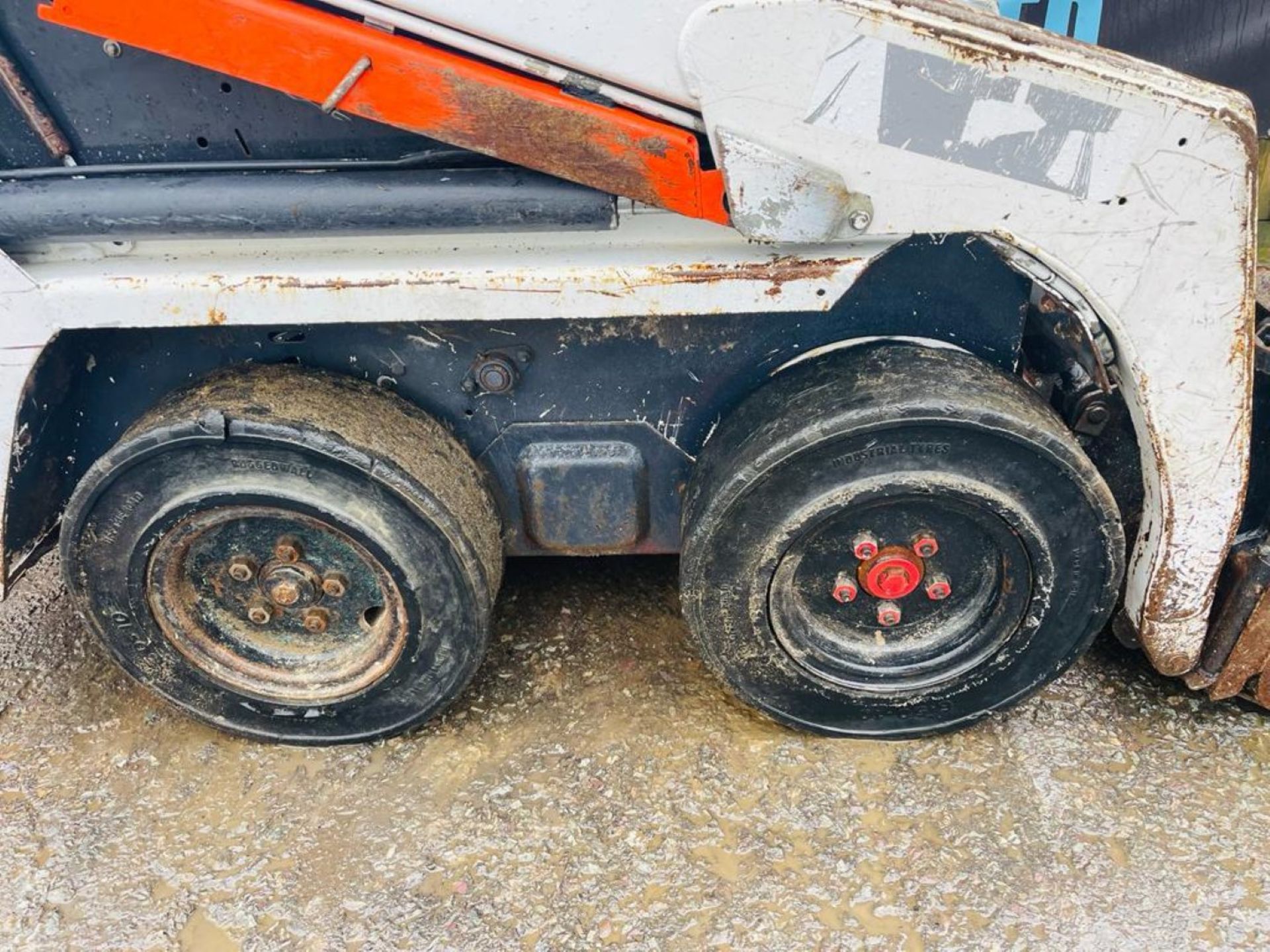 2014, BOBCAT S70 SKIDSTEER - Bild 6 aus 12