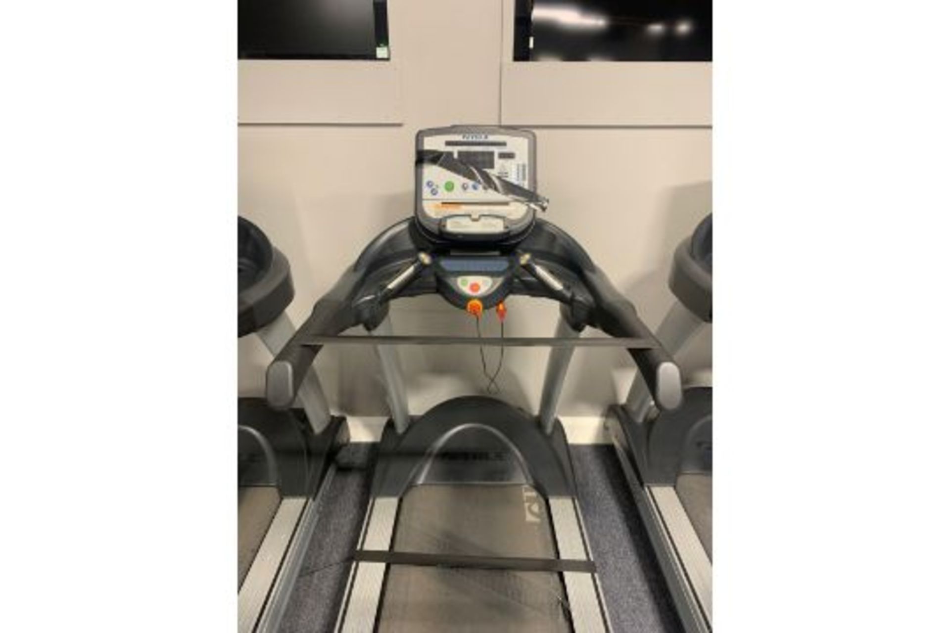 True Fitness 650 Treadmill - Image 2 of 3