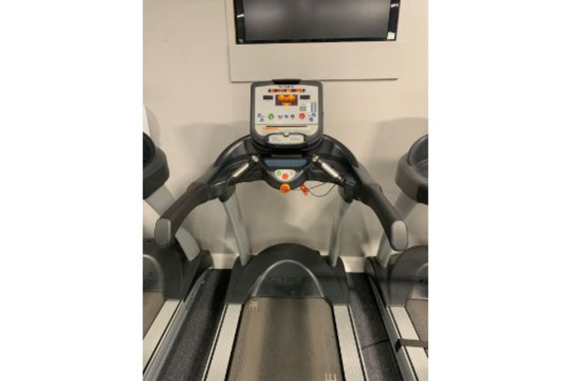 True Fitness 650 Treadmill - Image 2 of 3