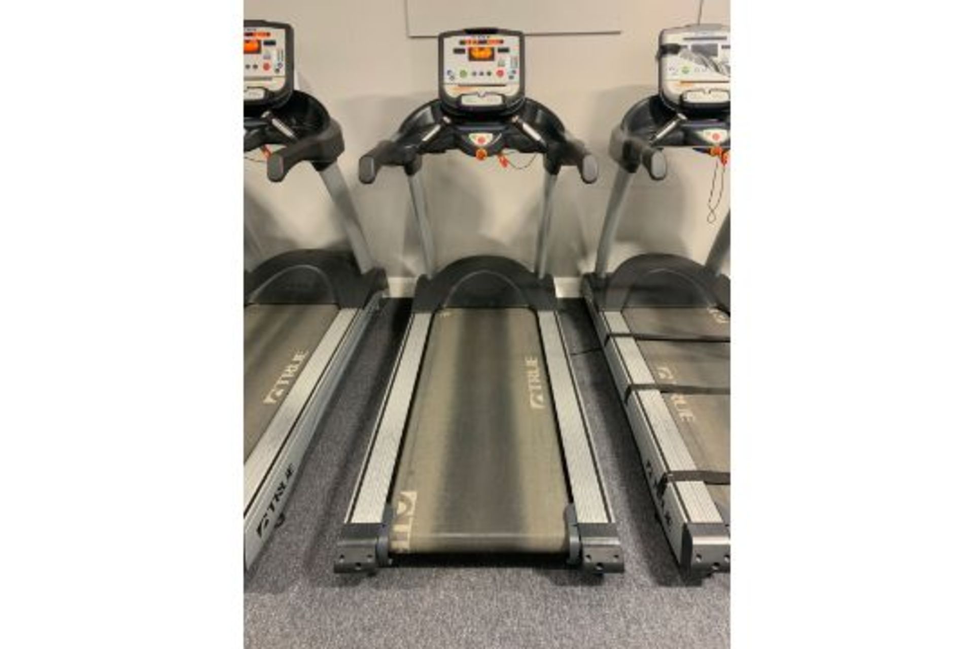 True Fitness 650 Treadmill