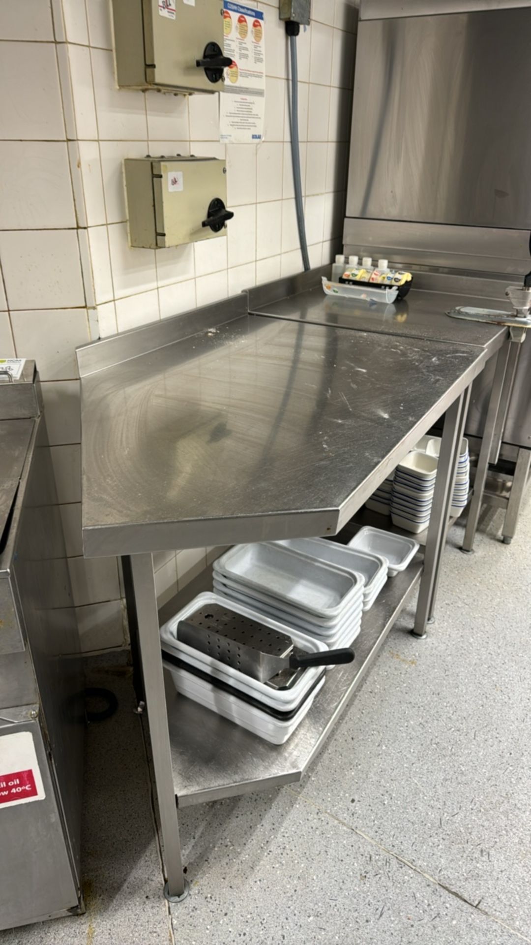 Stainless Steel Prep Unit with Can Opener - Bild 4 aus 5