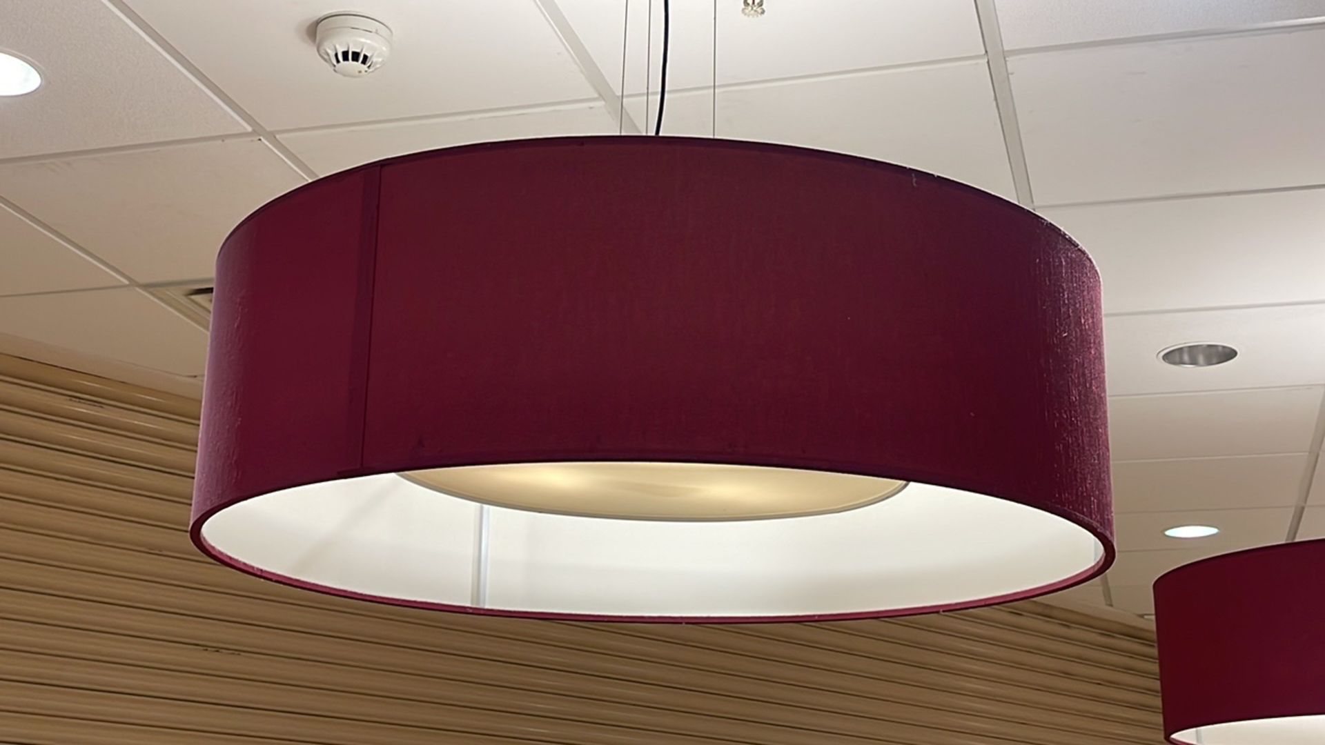 3 x Large Purple Lampshades - Bild 2 aus 5