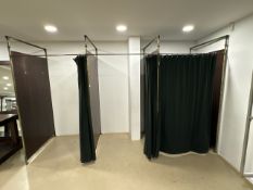 3x Fitting Rooms