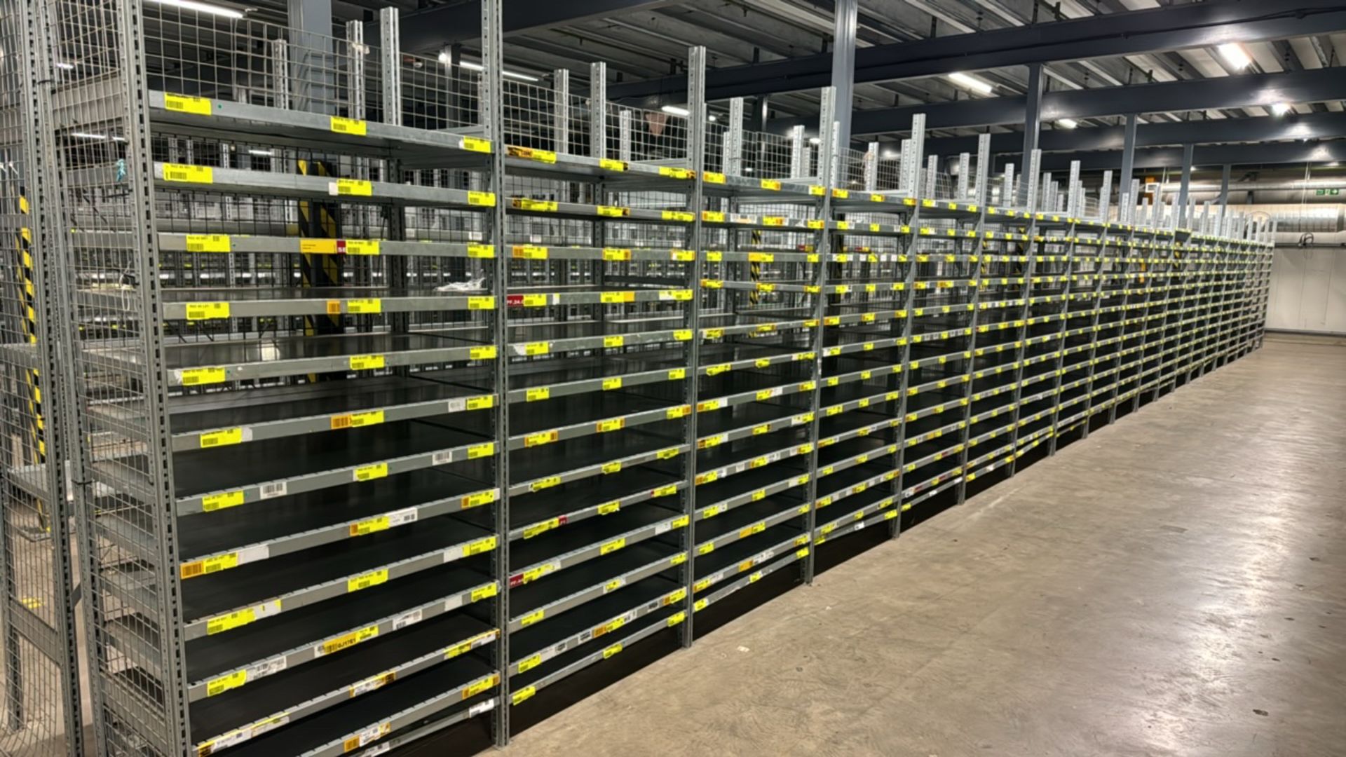 Run Of 20 Bays Of Lightweight Bolt-less Shelving