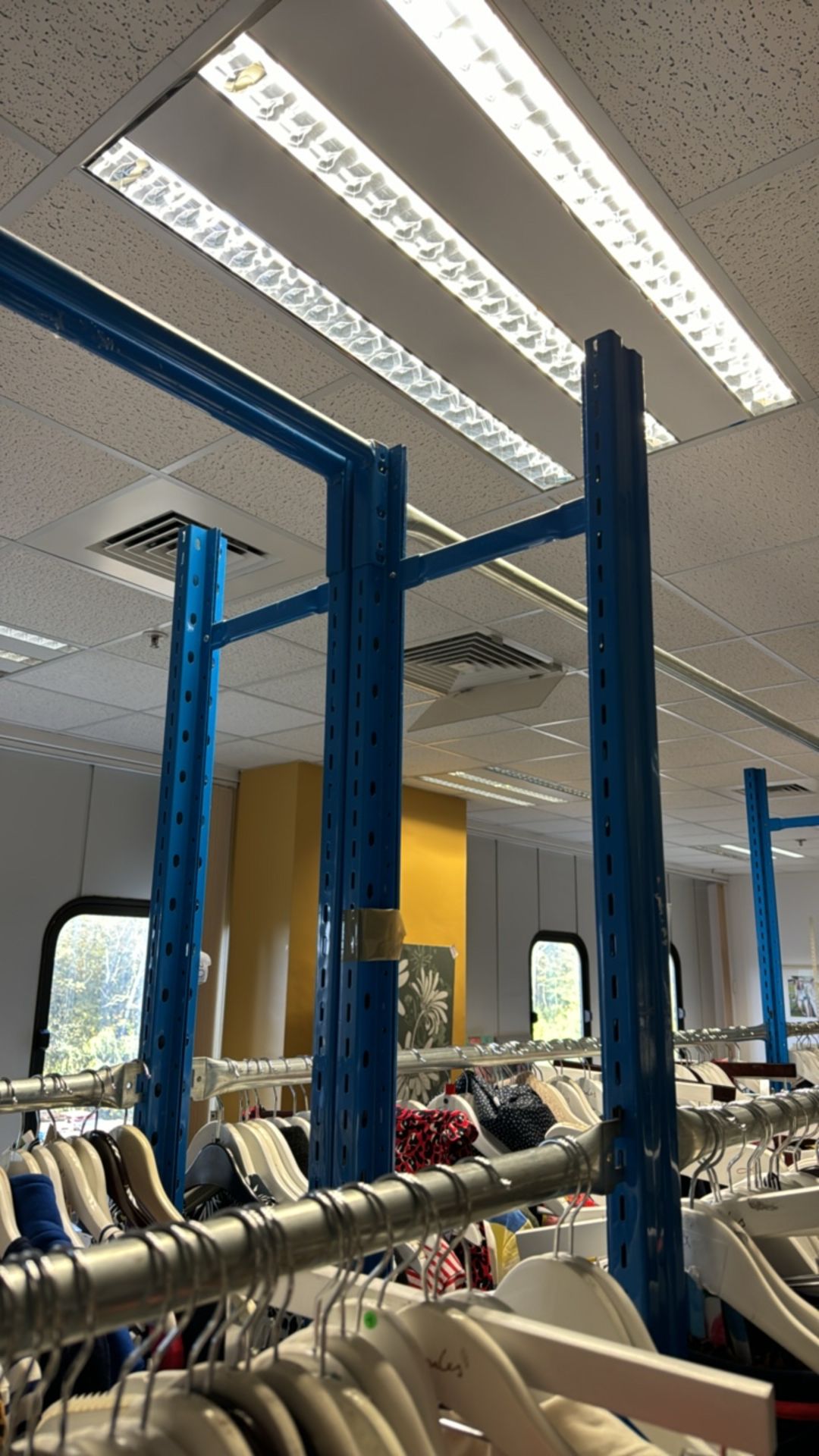 Blue Metal Hanging Racking - Image 4 of 4