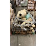 Pallet Of Mixed Manequin Busts