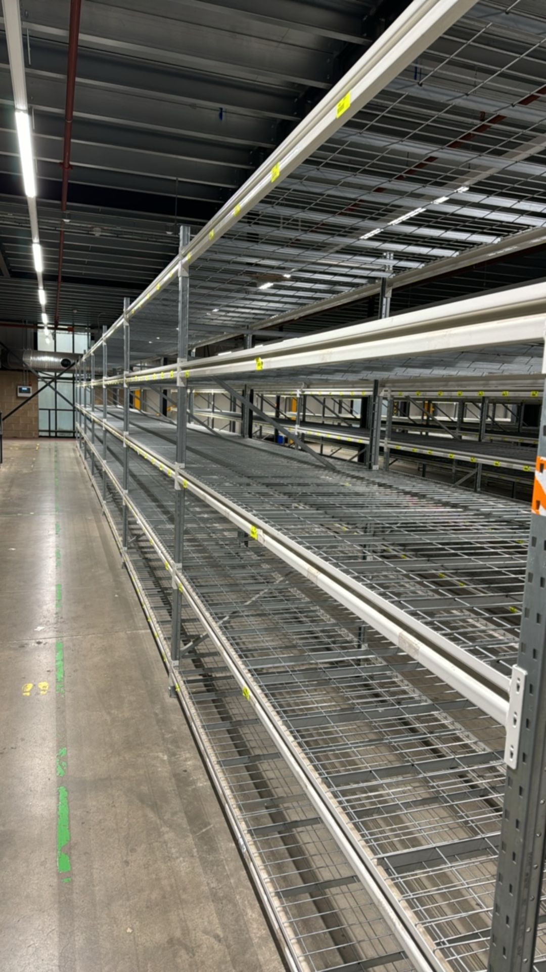 Run Of 7 Bays Of Lightweight Bolt-less Shelving