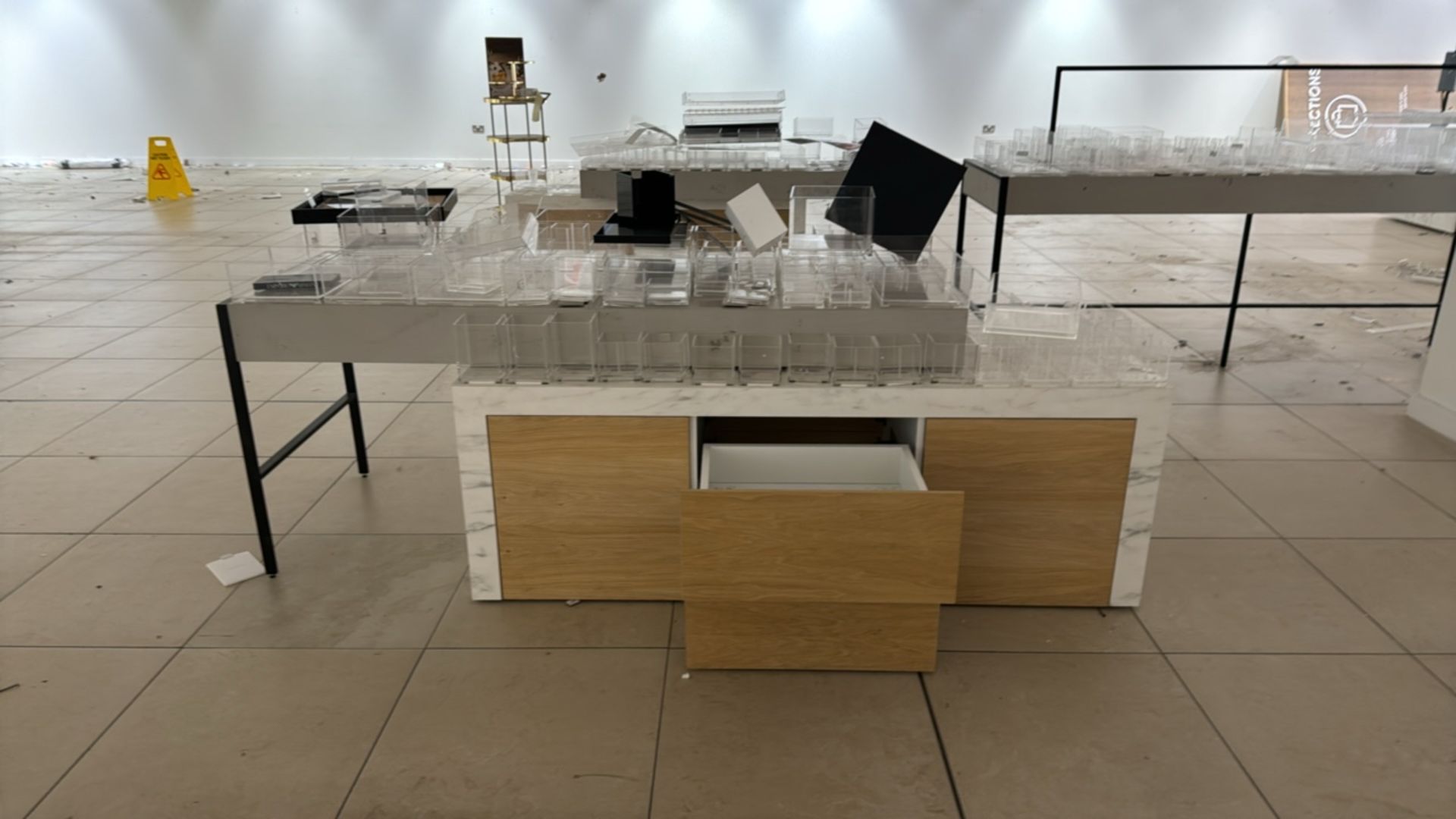Retail Display Tables x3 - Image 7 of 7