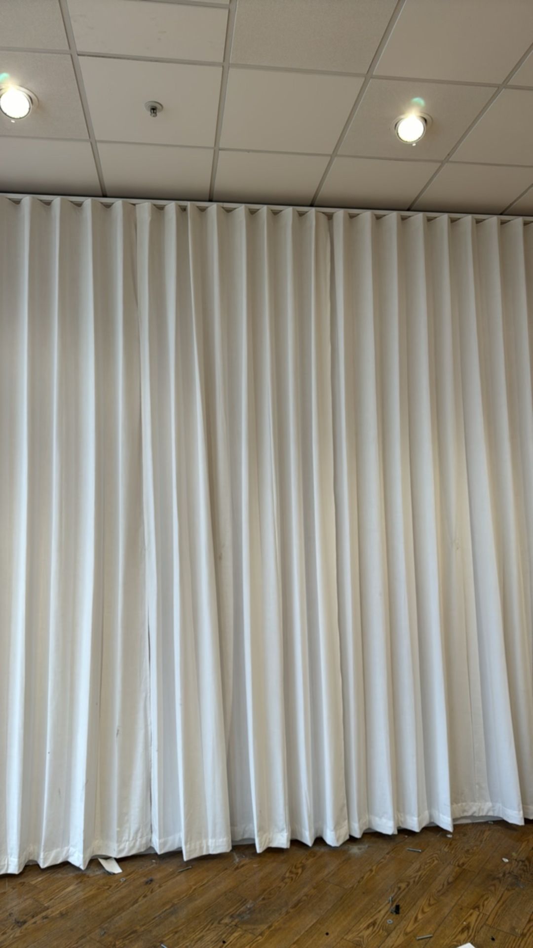 Heavy Duty Curtains x2 - Image 3 of 3