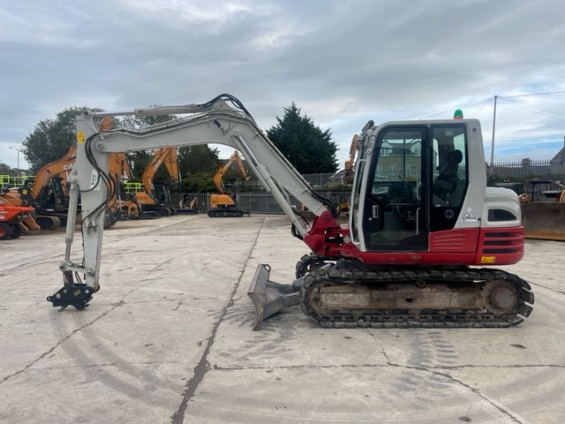 2016 TAKEUCHI TB290 MIDI EXCAVATOR