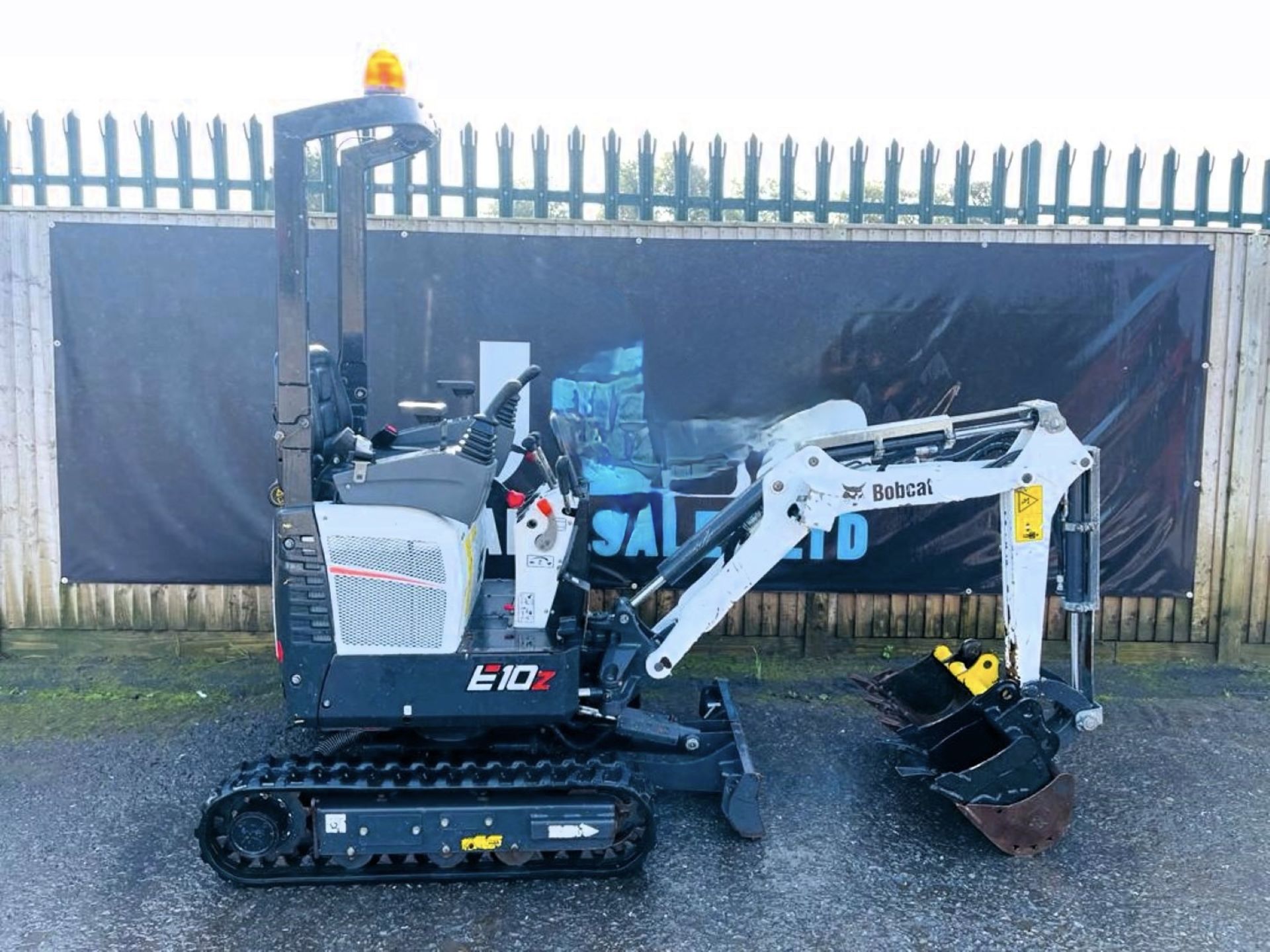 2021, BOBCAT E10Z EXCAVATOR