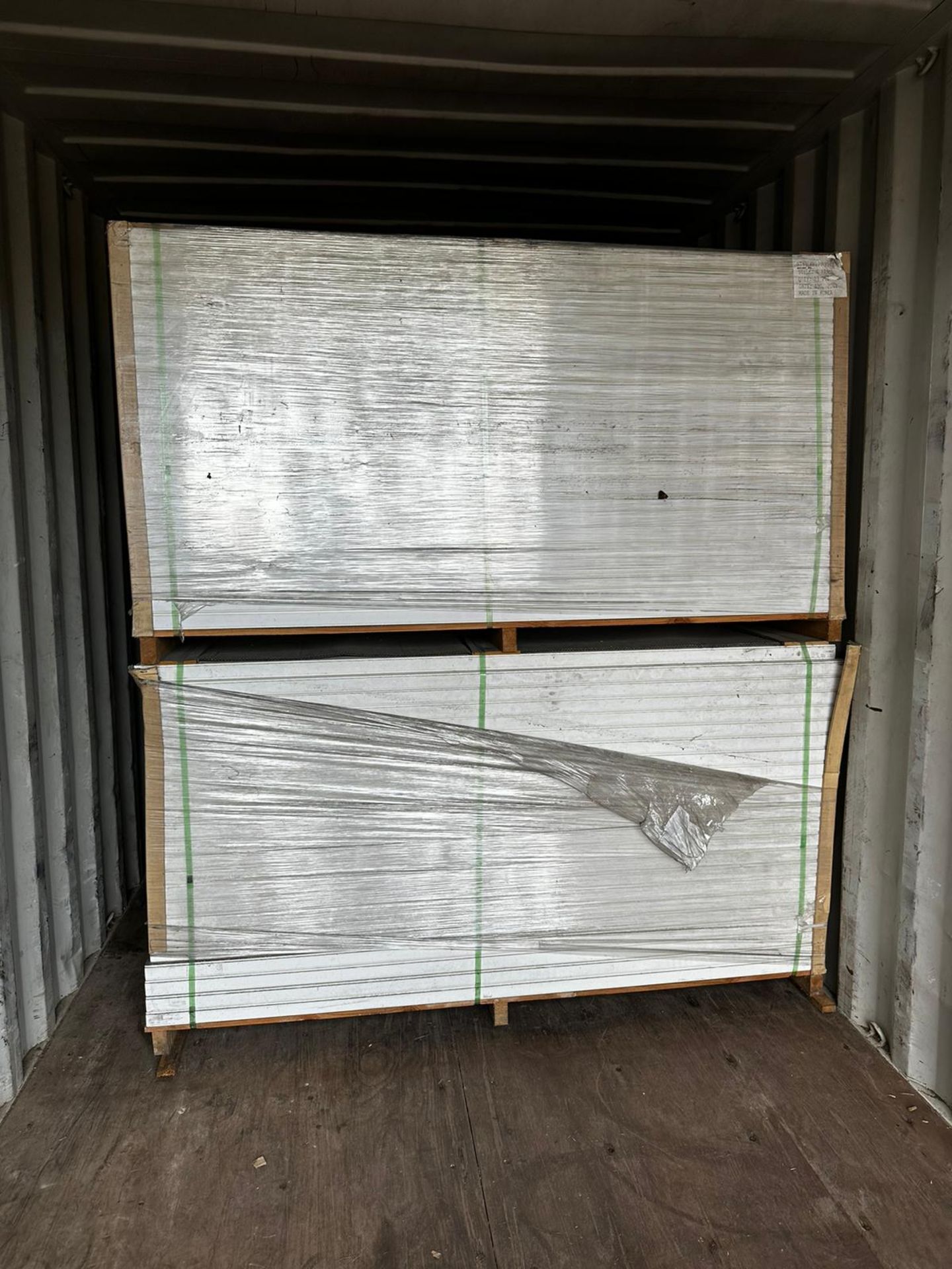 NO RESERVE - 1 x pallet of Composite Door Blanks (23 x doors per pallet) 84 x 2018