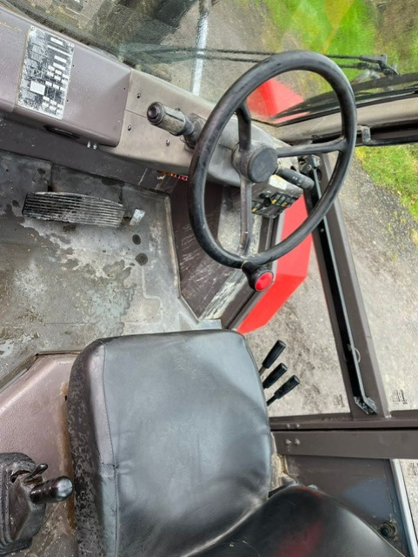 2005, MANITOU M30 - 3 Tonne 4DW Rough Terrain Forklift - Image 5 of 8