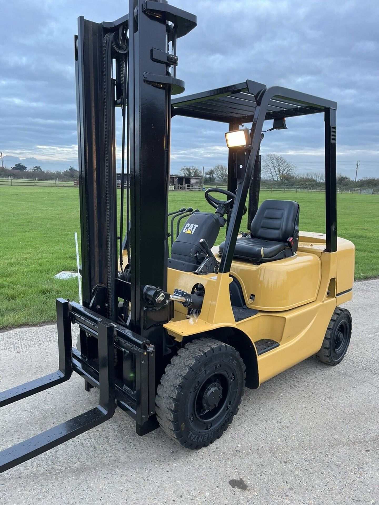 2004 CATERPILLAR, 2.5 Tonne Diesel Forklift Truck