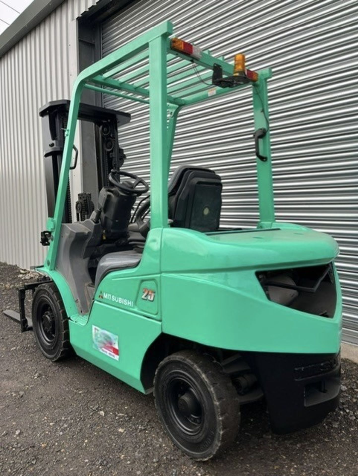 2015 MITSUBISHI 2.5 Tonne Diesel Forklift - Image 3 of 5