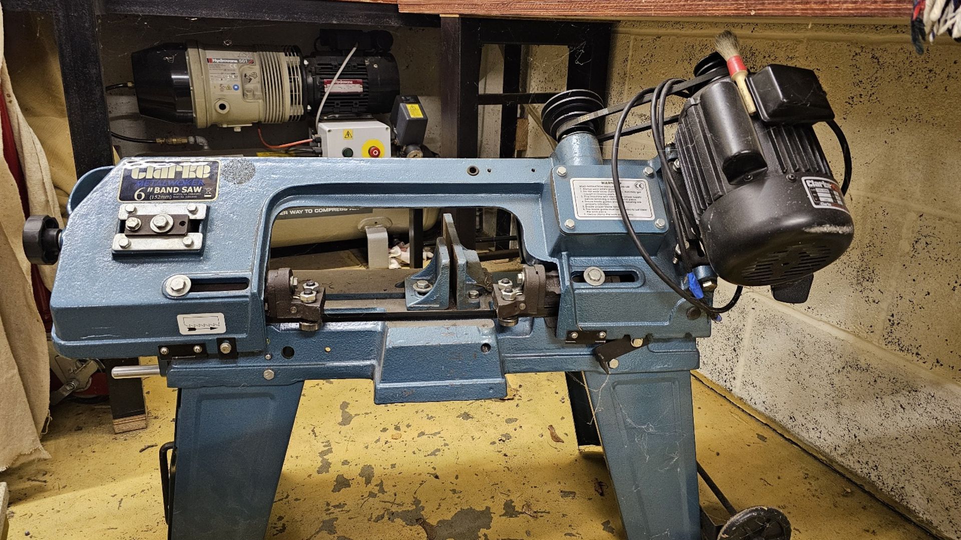 Clarke 6” Bandsaw Metal Cutting Machine