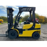 2015 YALE 2.5 Tonne Gas Forklift