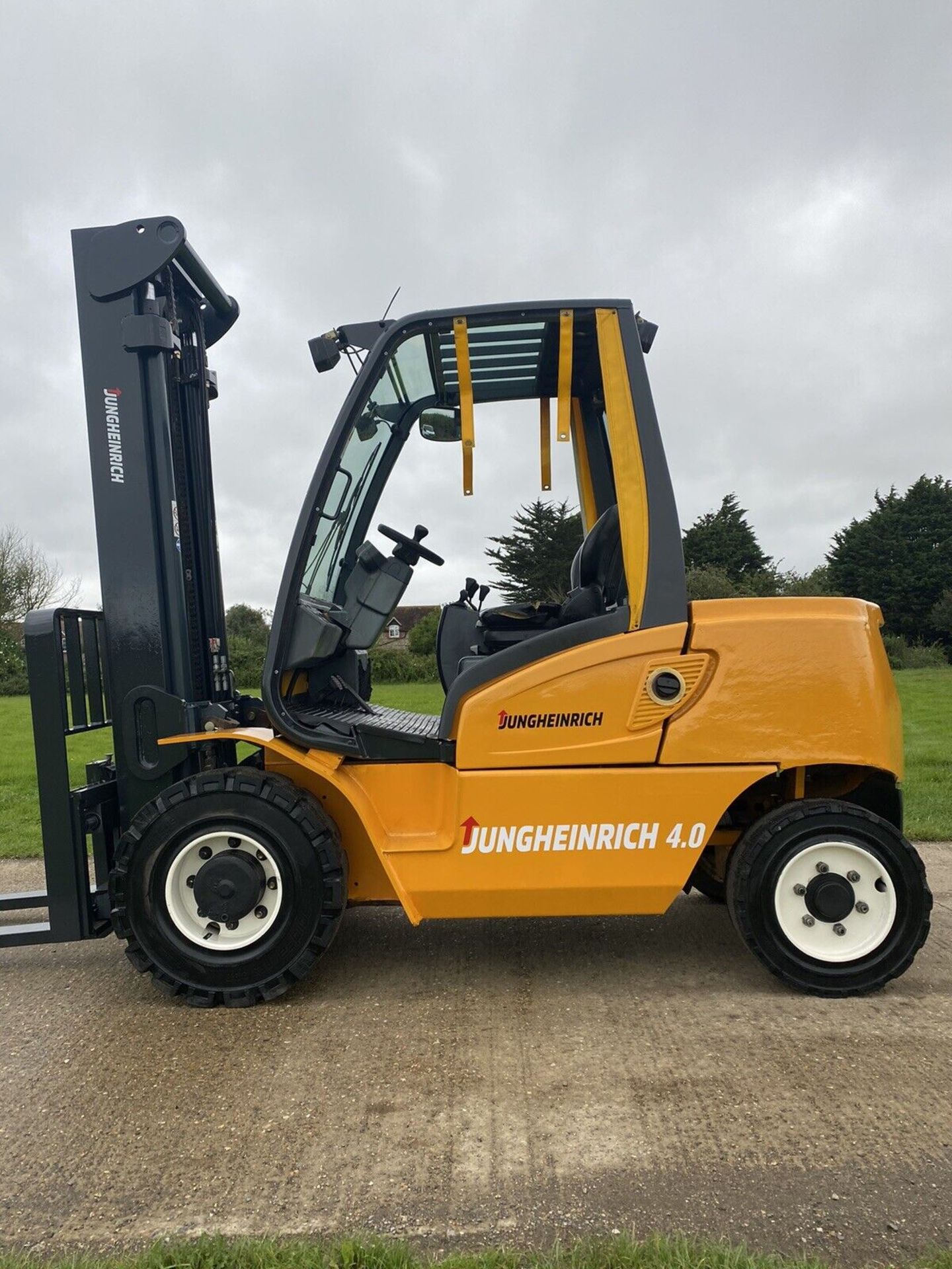 JUNGHEINRICH, 4 Tonne Diesel Forklift - Image 8 of 8