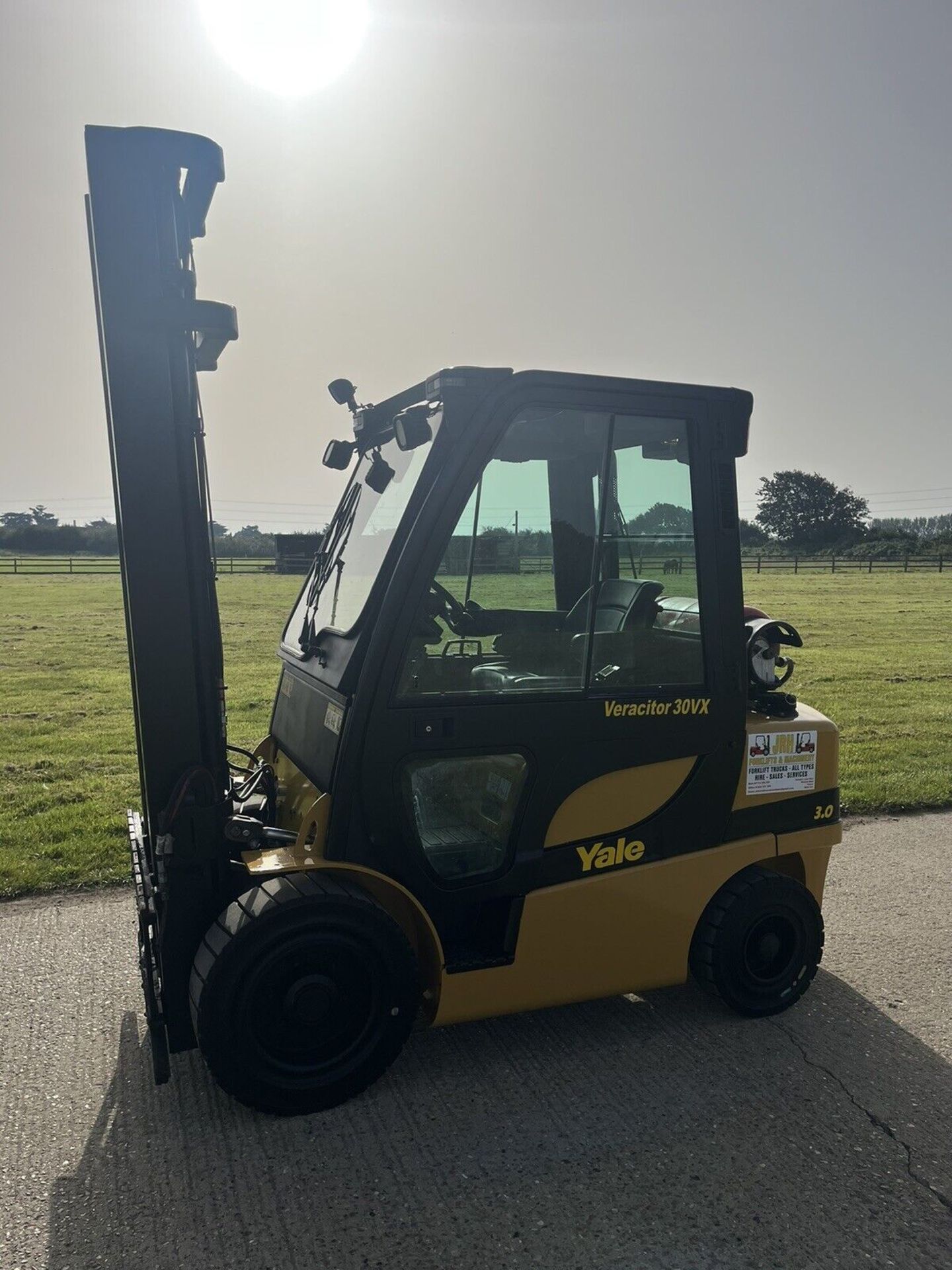 2012 YALE, LPG Forklift - Bild 3 aus 6