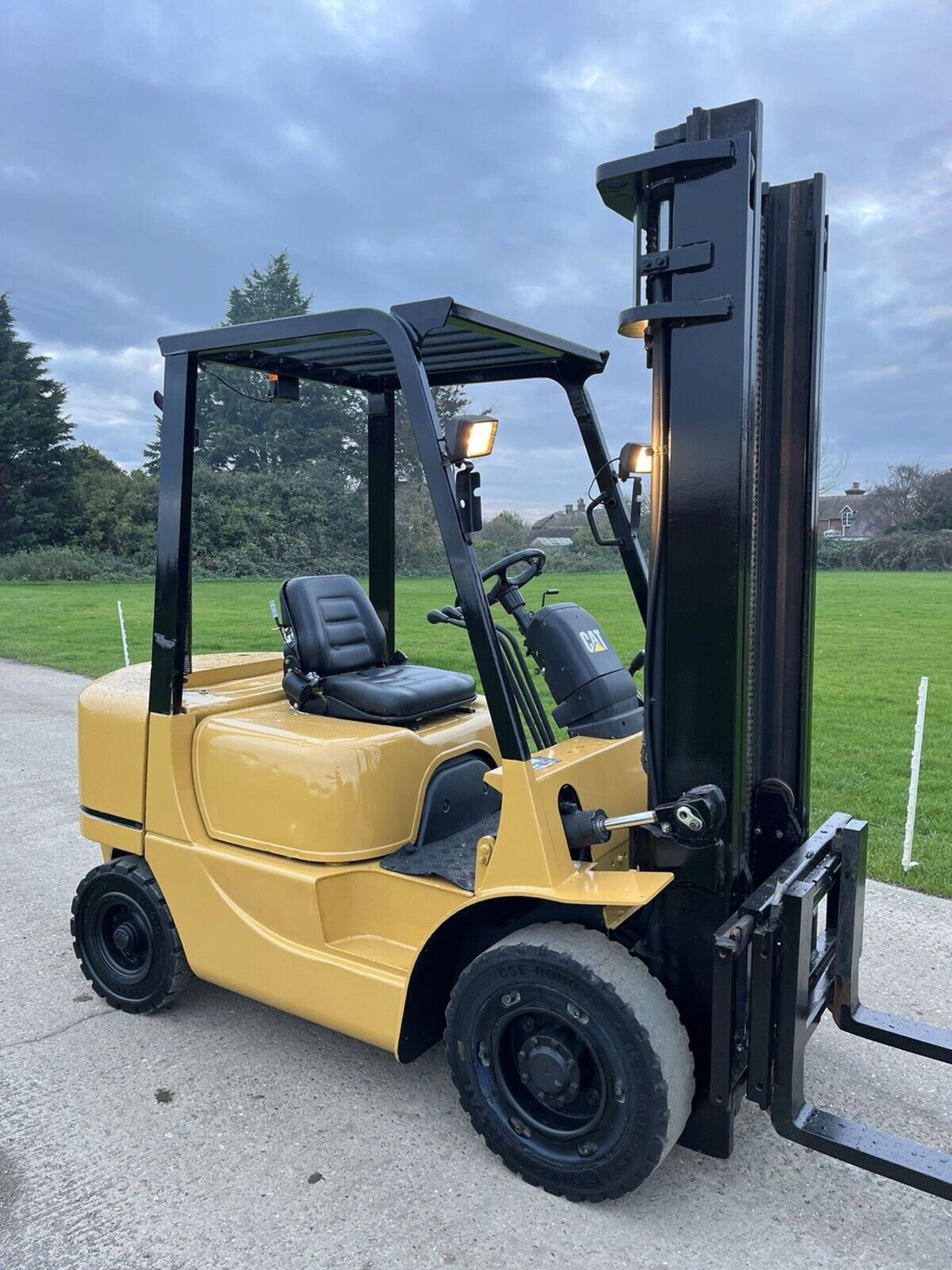 2004 CATERPILLAR, 2.5 Tonne Diesel Forklift Truck - Image 3 of 6