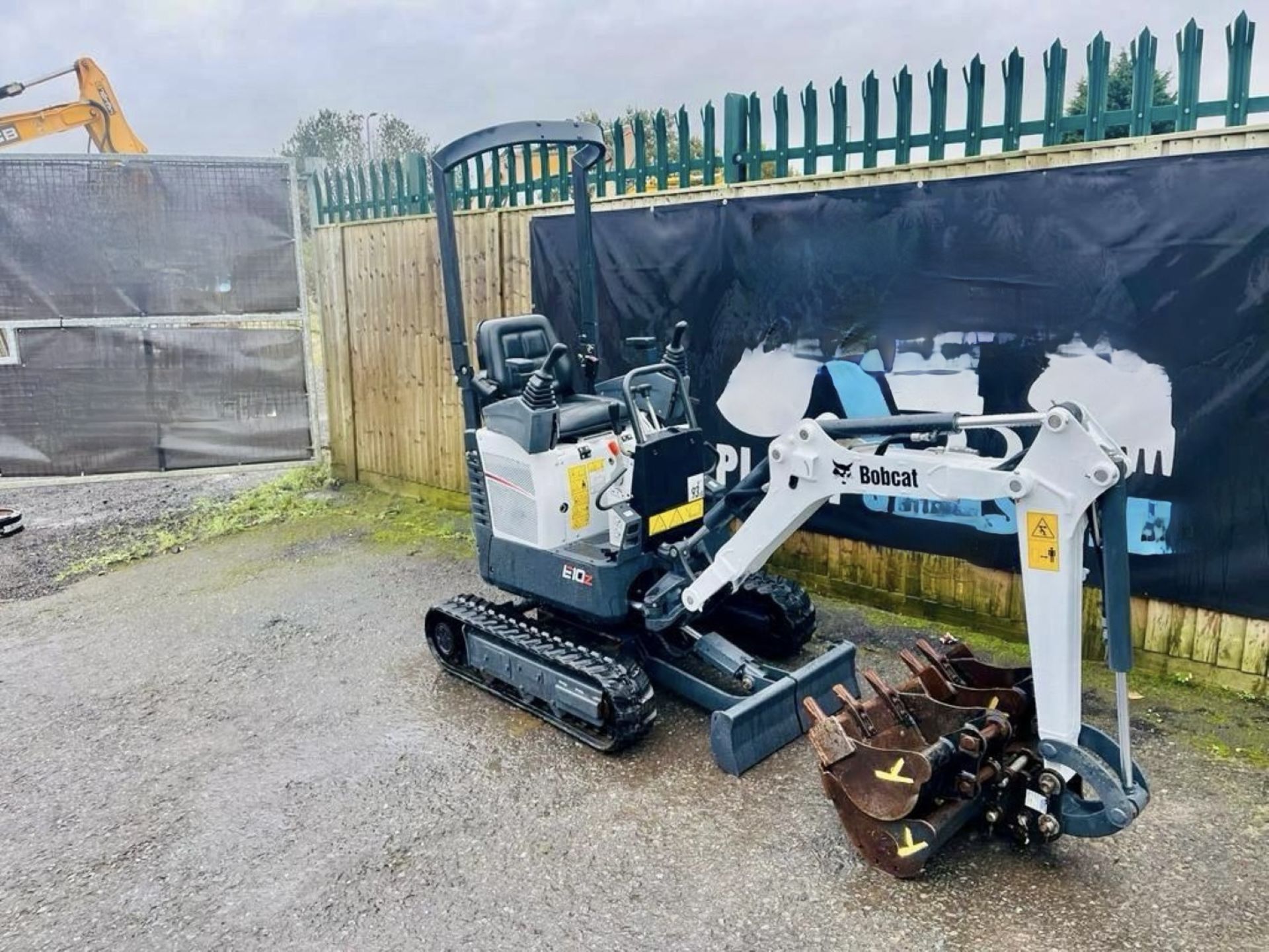 BOBCAT E10Z EXCAVATOR