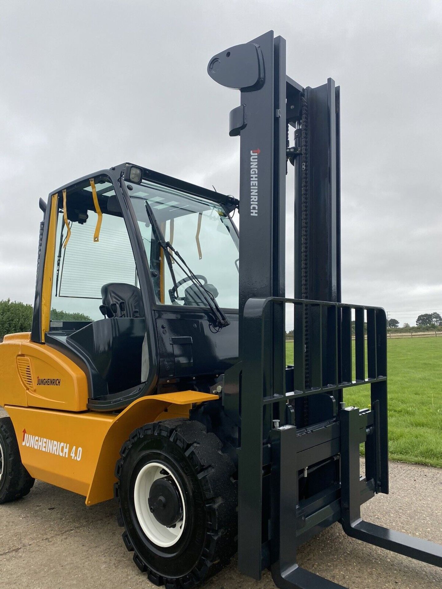 JUNGHEINRICH, 4 Tonne Diesel Forklift - Image 3 of 8