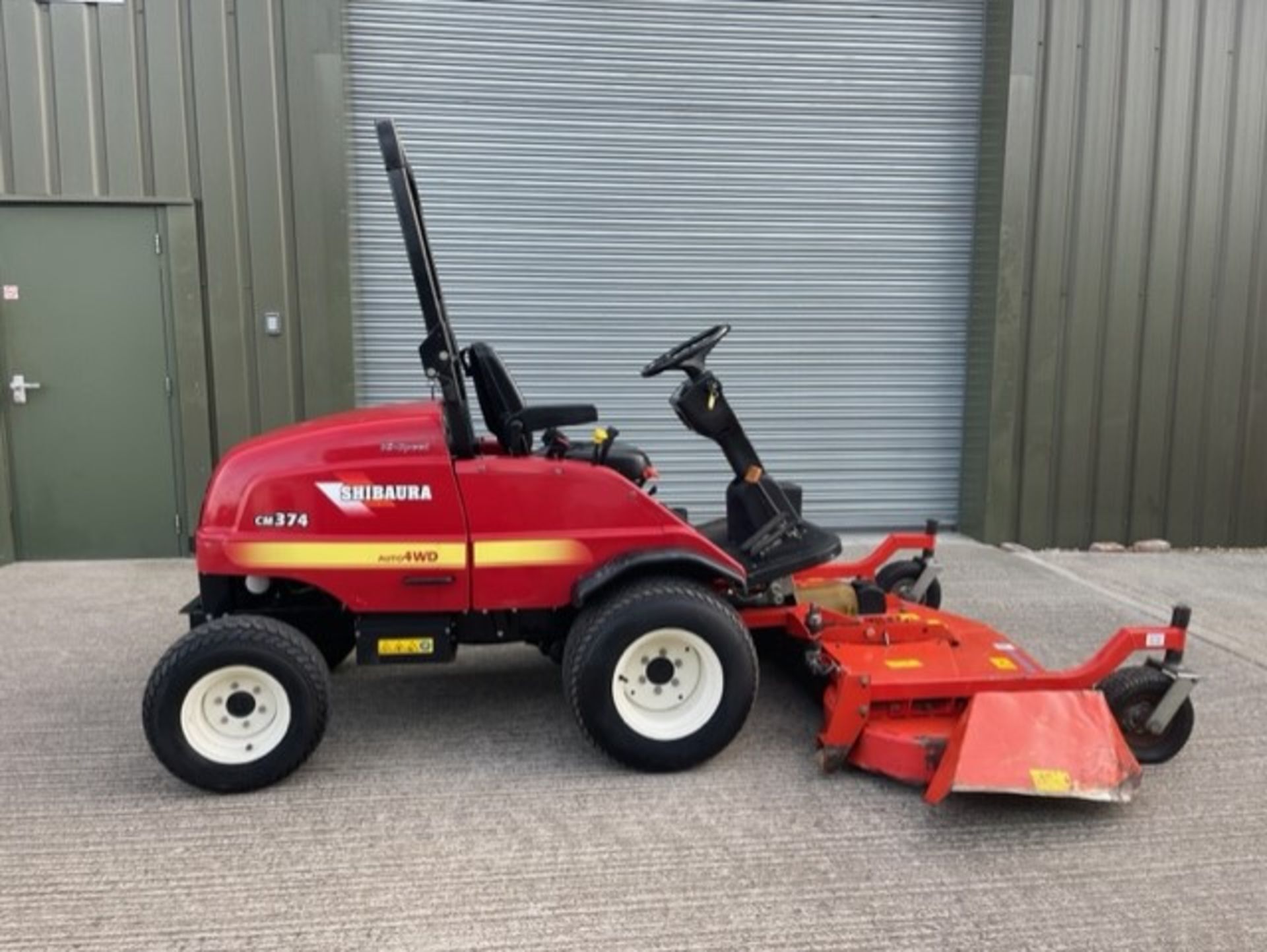 2018, SHIBAURA CM374 OUTFRONT MOWER WITH DECK & BLOWER