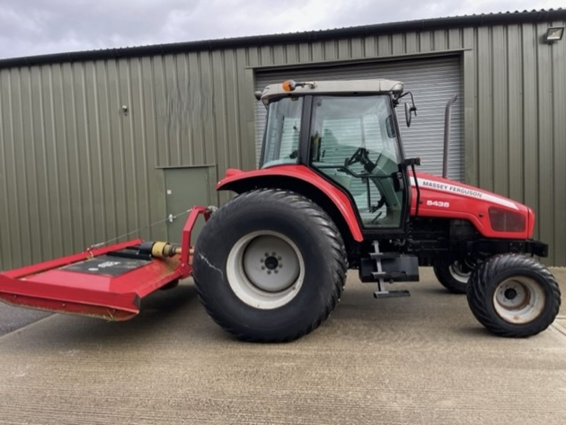 2005, MASSEY FERGUSON 5435 Tractor - Image 8 of 9