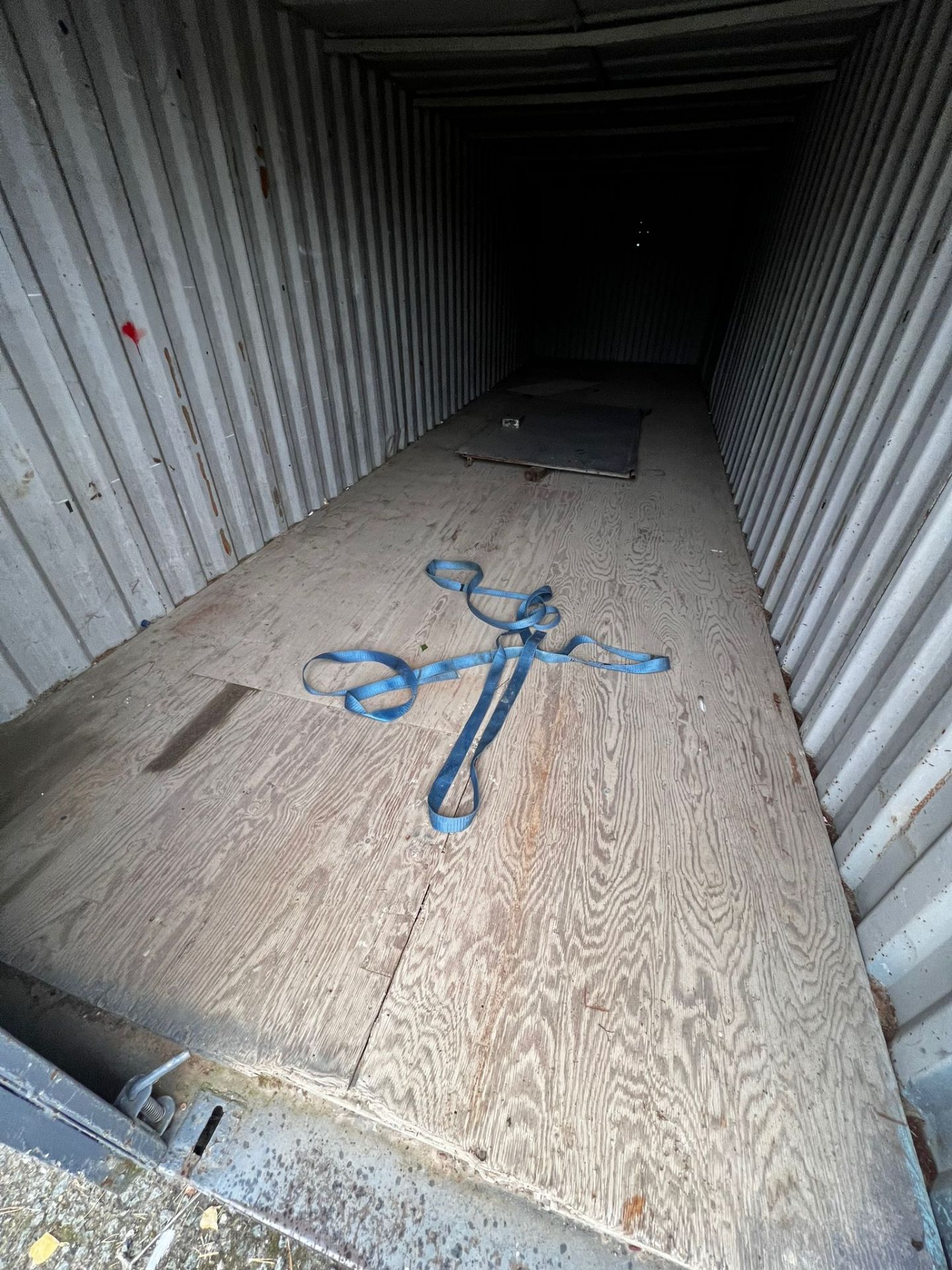 32ft Storage Container - Image 4 of 10