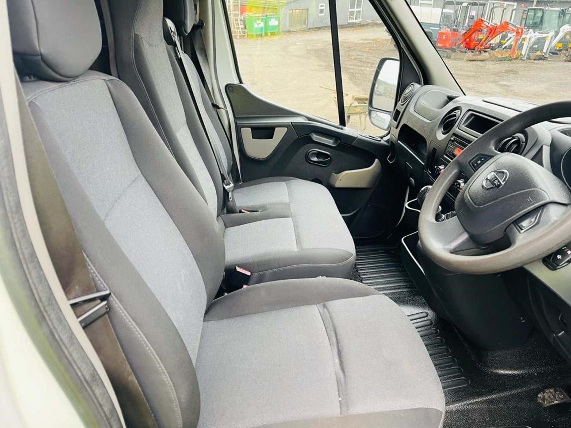 2018, Nissan NV400 DCI SE H/R P/V - Bild 10 aus 10