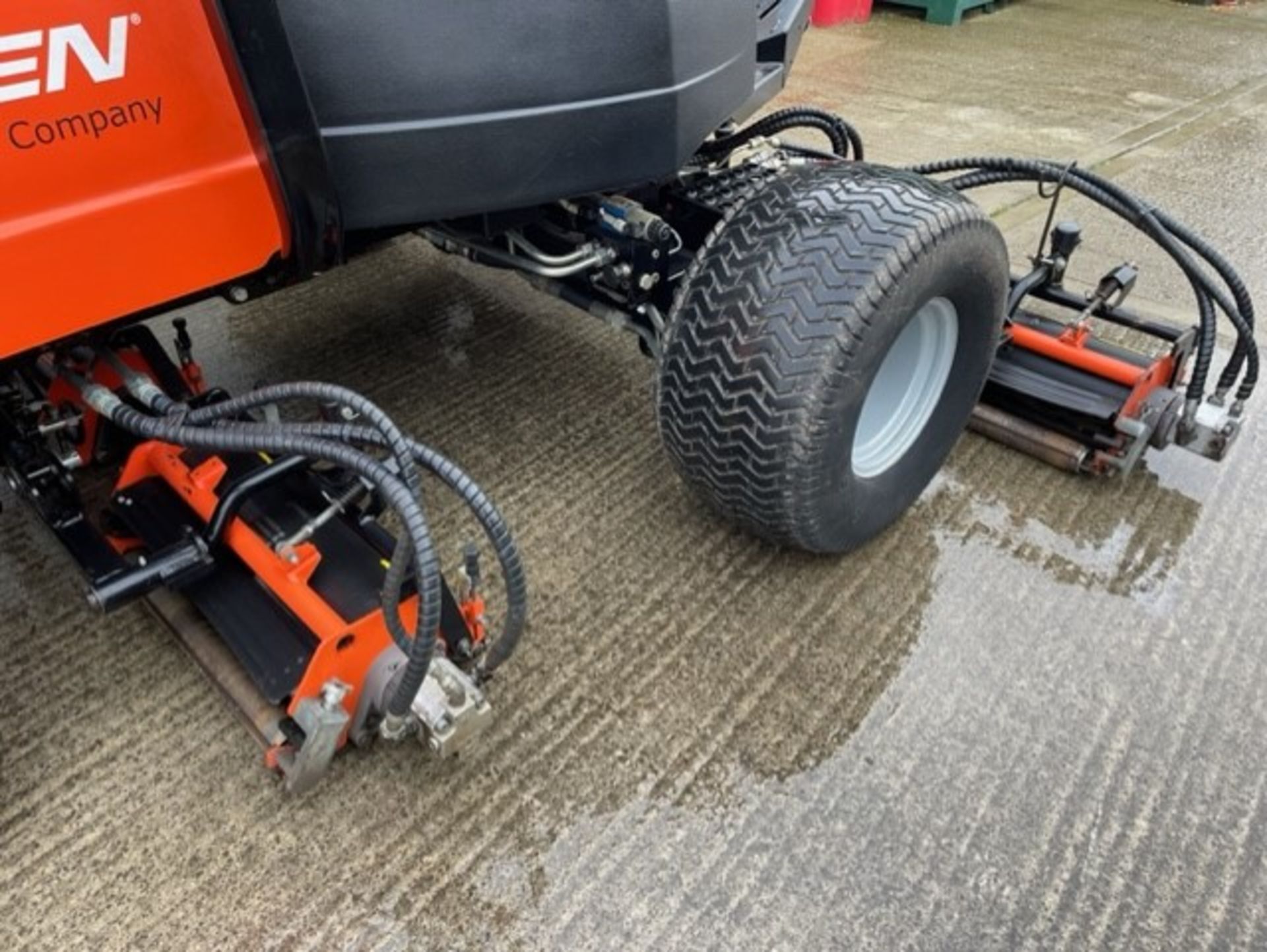 2013, JACOBSEN LF570 FAIRWAY MOWER - Image 11 of 15