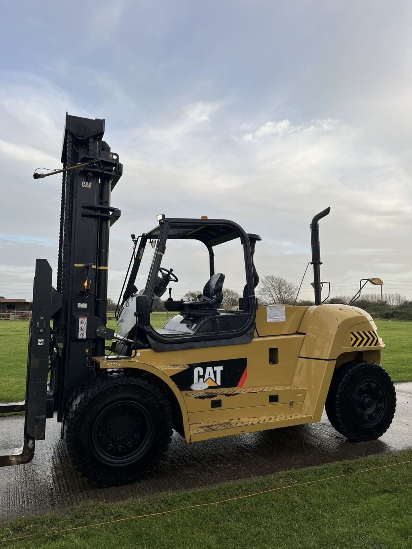 2012, Caterpillar 16 Tonne Diesel Forklift Truck