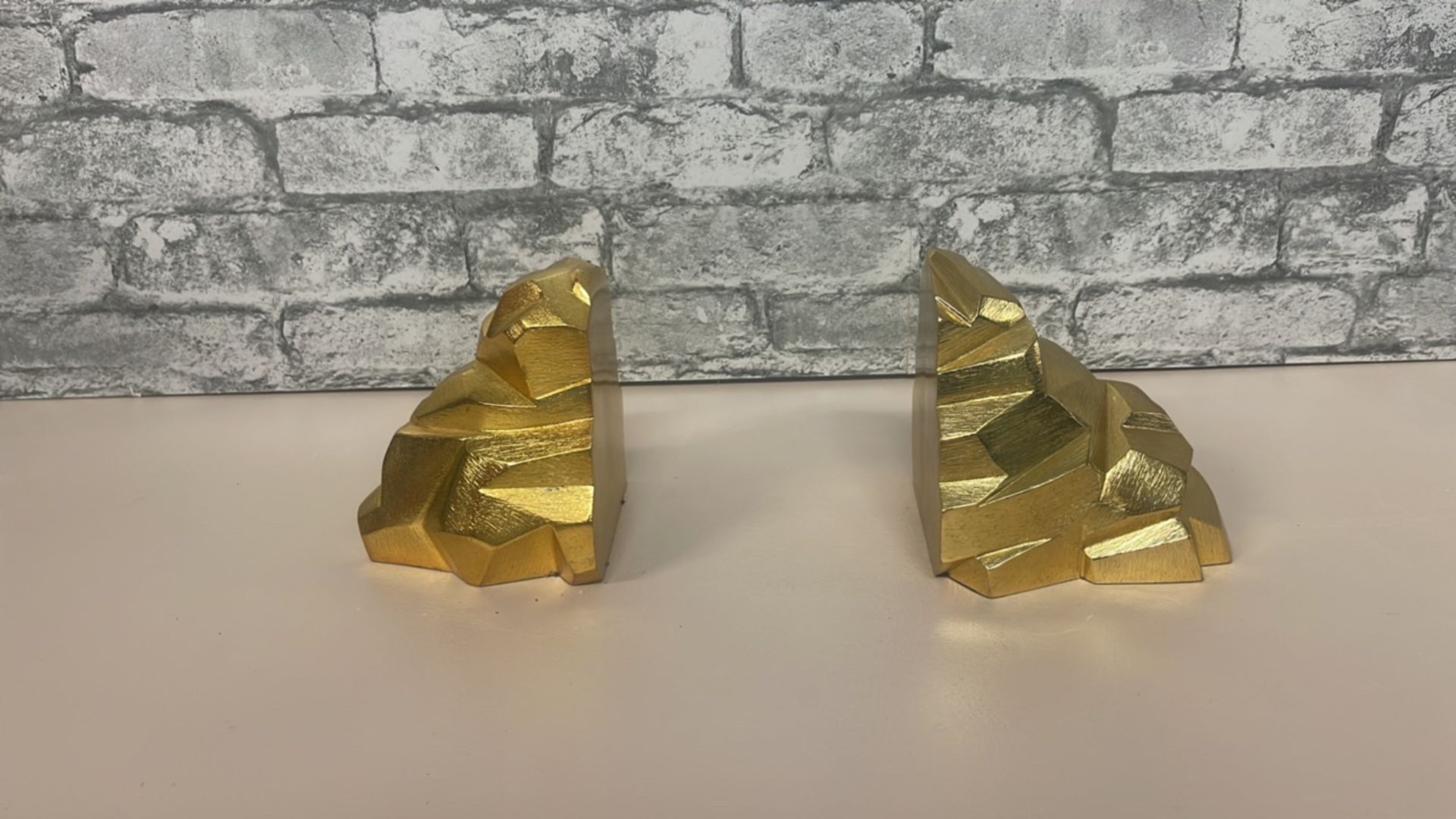 Nima Oberoi Gold Bookends