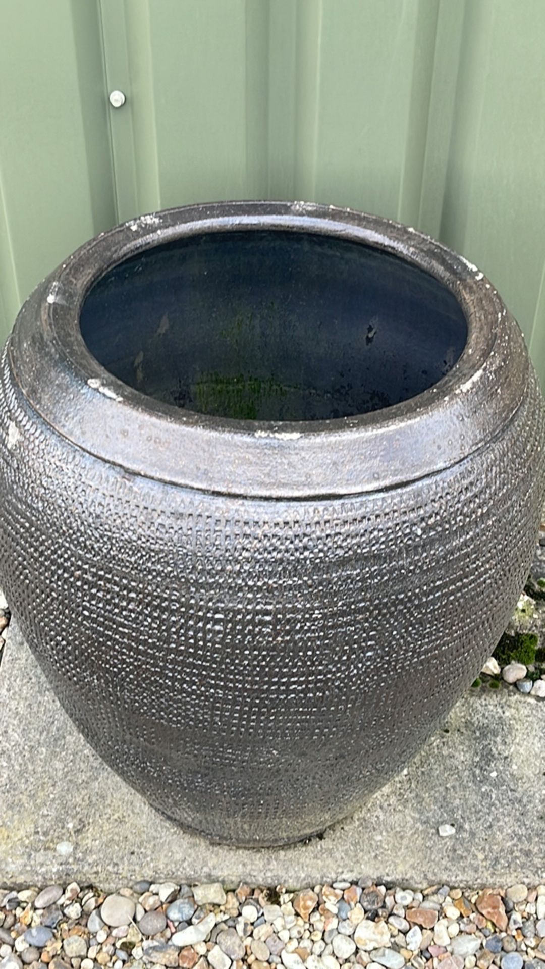 Large Outdoor Planter - Image 2 of 2