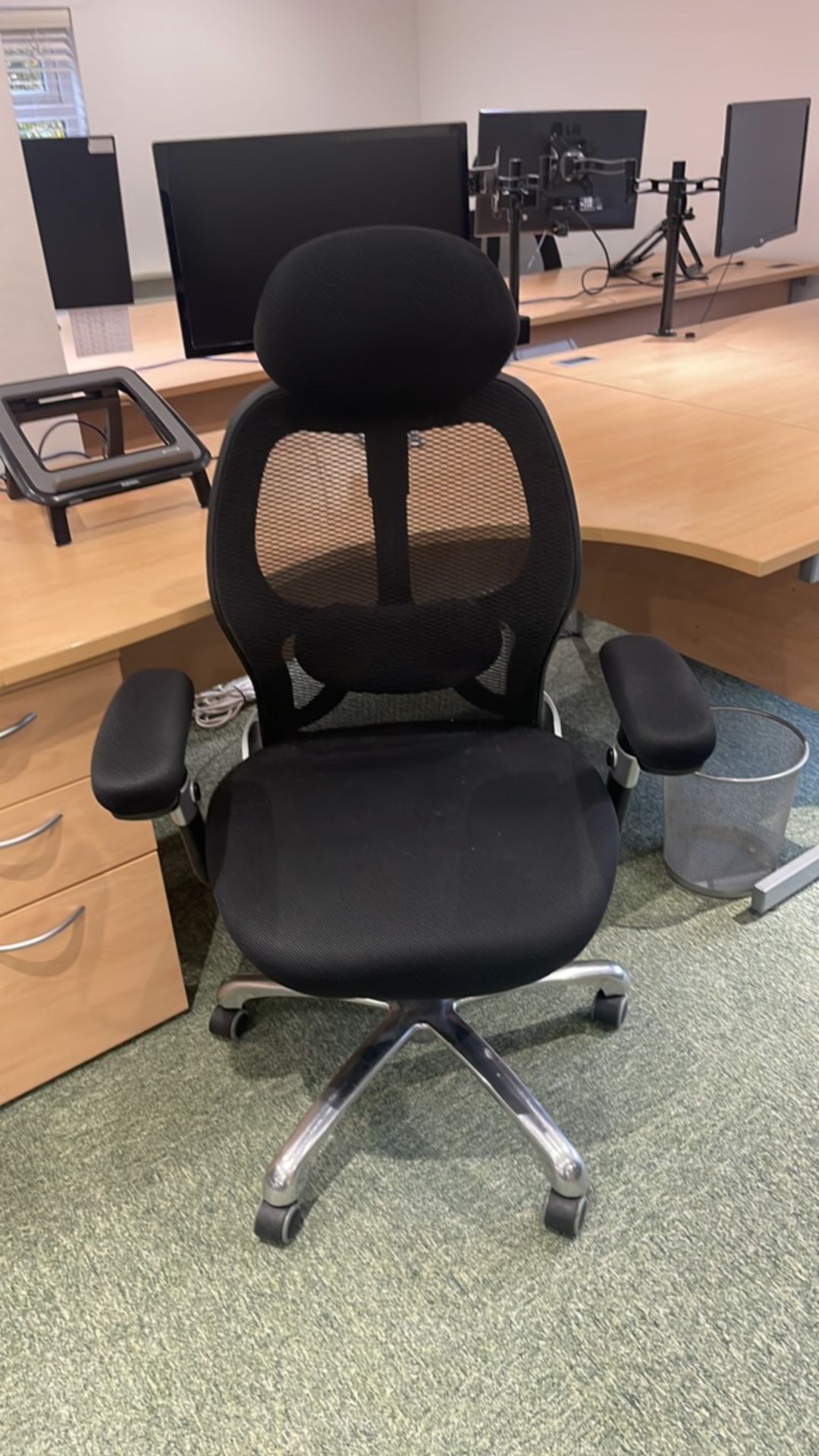 Bank Of 3 Desks, Monitors, Chairs & Drawers - Image 6 of 7