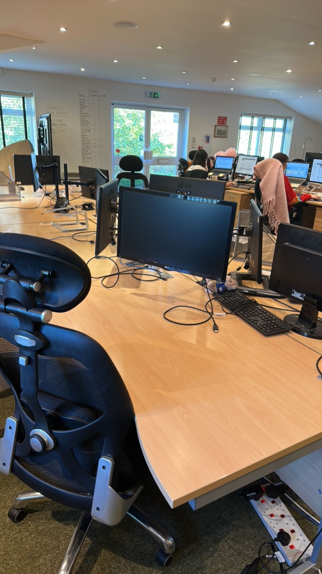 Bank of pine affect desks with monitors, chairs and keyboards - x7 - Image 2 of 6