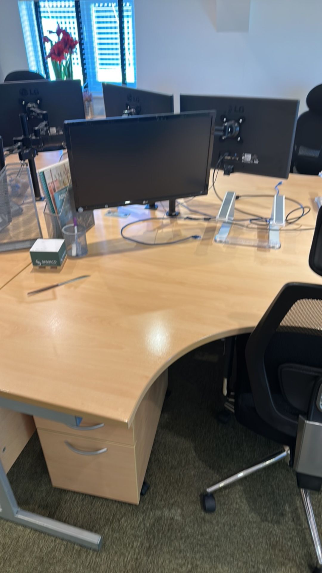 Bank of pine affect desks with monitors, chairs and keyboards - x7 - Image 4 of 6