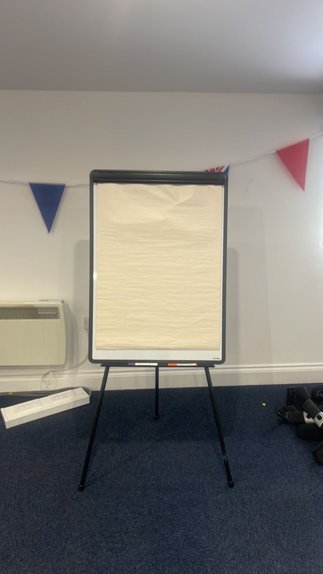 Flip Chart Easel