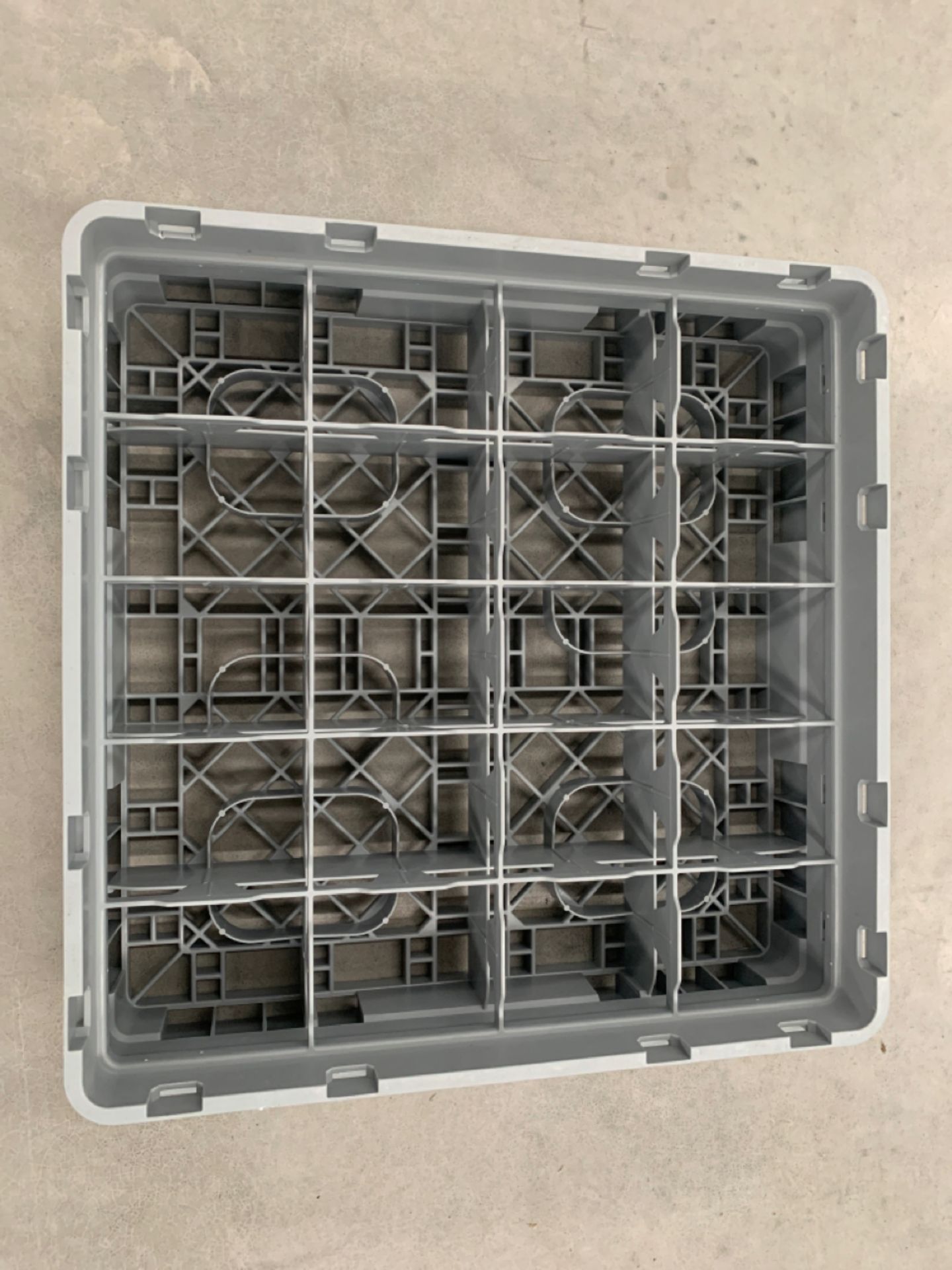Set of 4 Cambro One Height Washing Baskets - Image 2 of 3