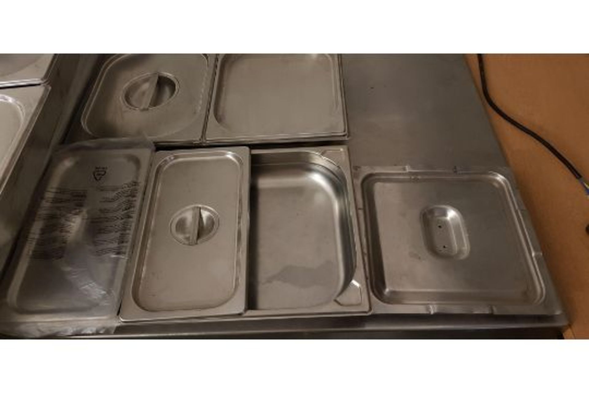 Selection Of Hot Food Plates & Covers - Bild 2 aus 2