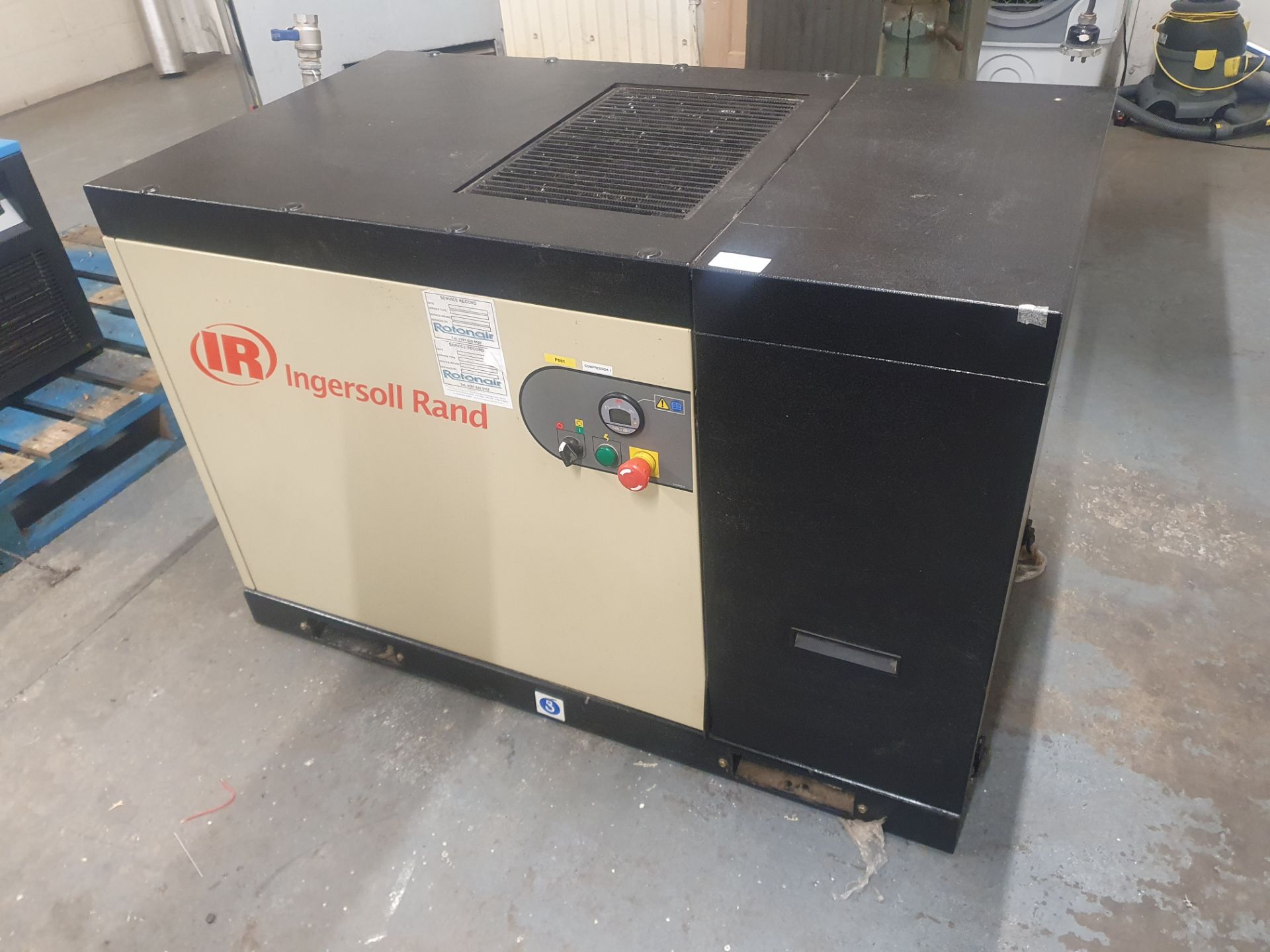 Ingersoll Rand Unigy Air Compressor