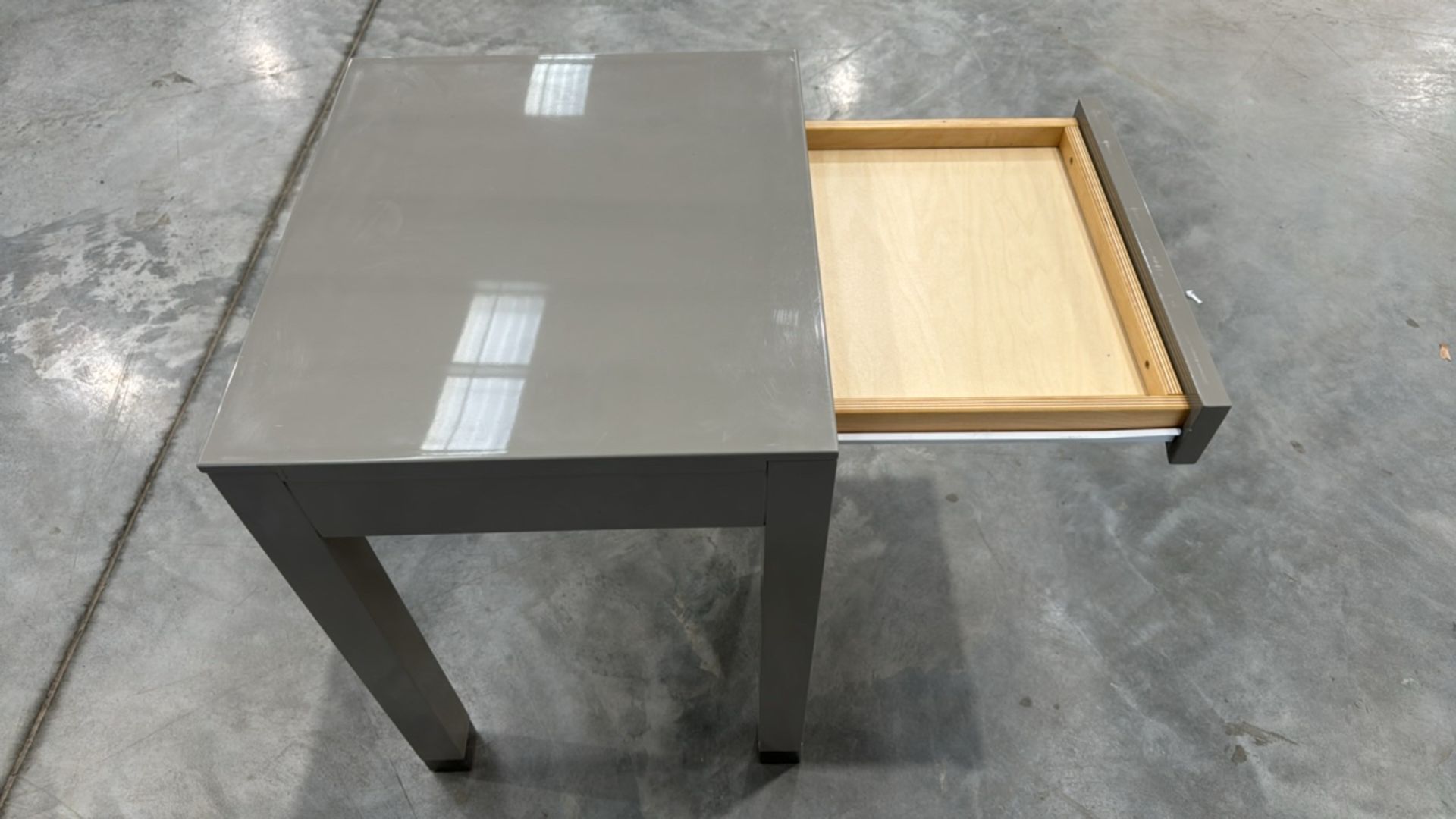 Grey Wooden Table With Drawer x 30 - Image 4 of 5